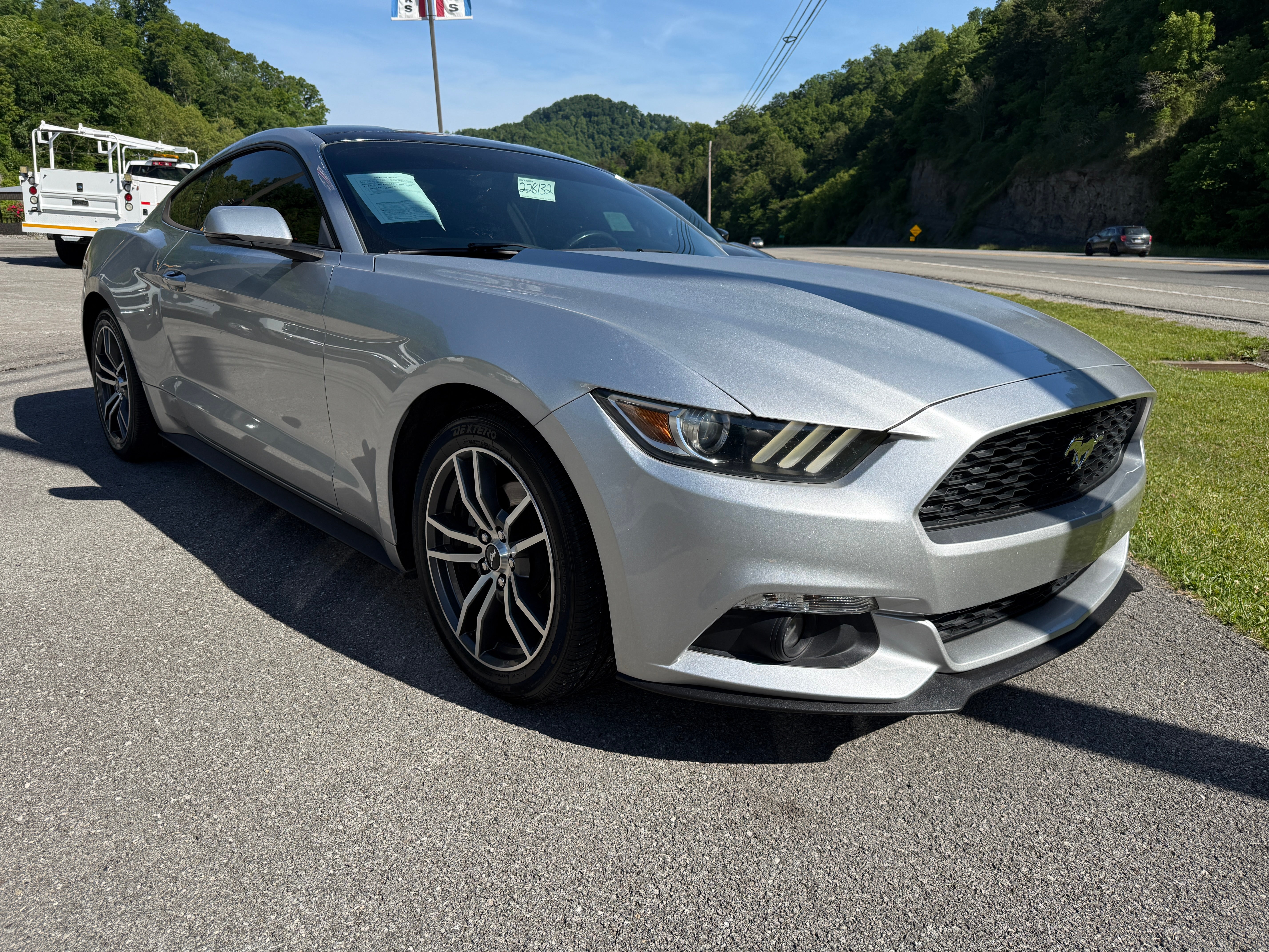 2016 Ford Mustang EcoBoost Coupe Premium's photo