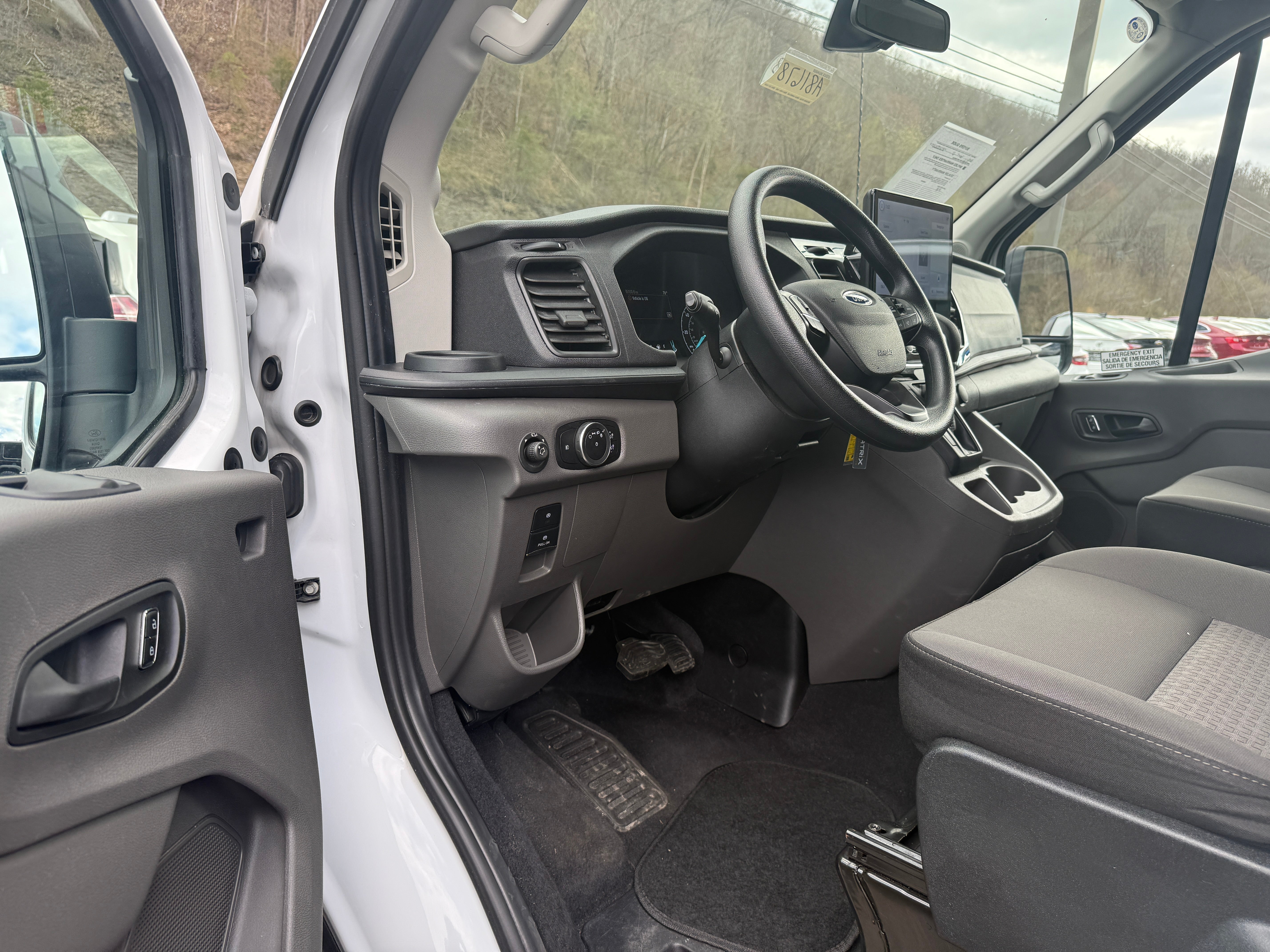 2024 Ford Transit Passenger Wagon XL