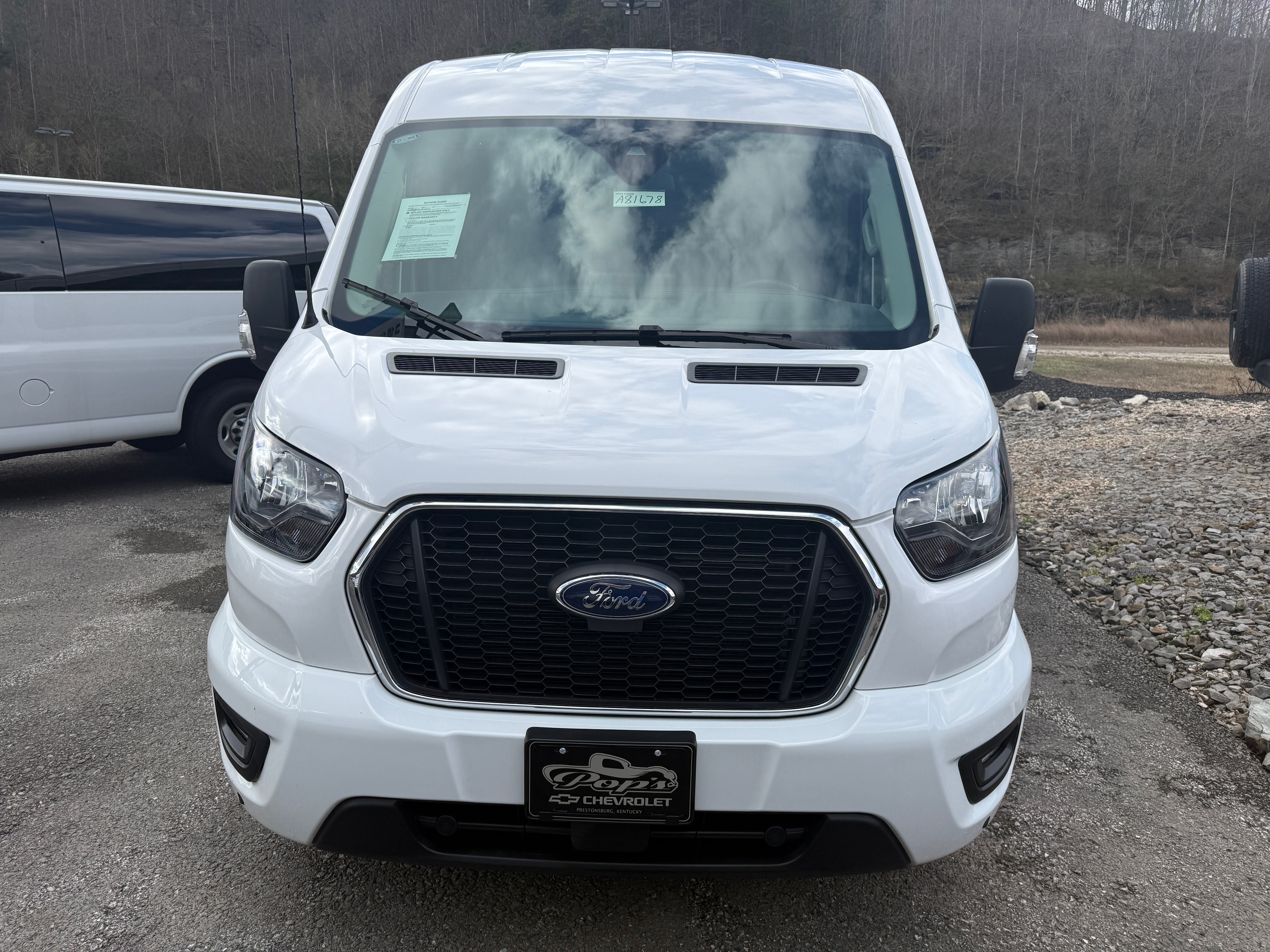 2024 Ford Transit Passenger Wagon XL