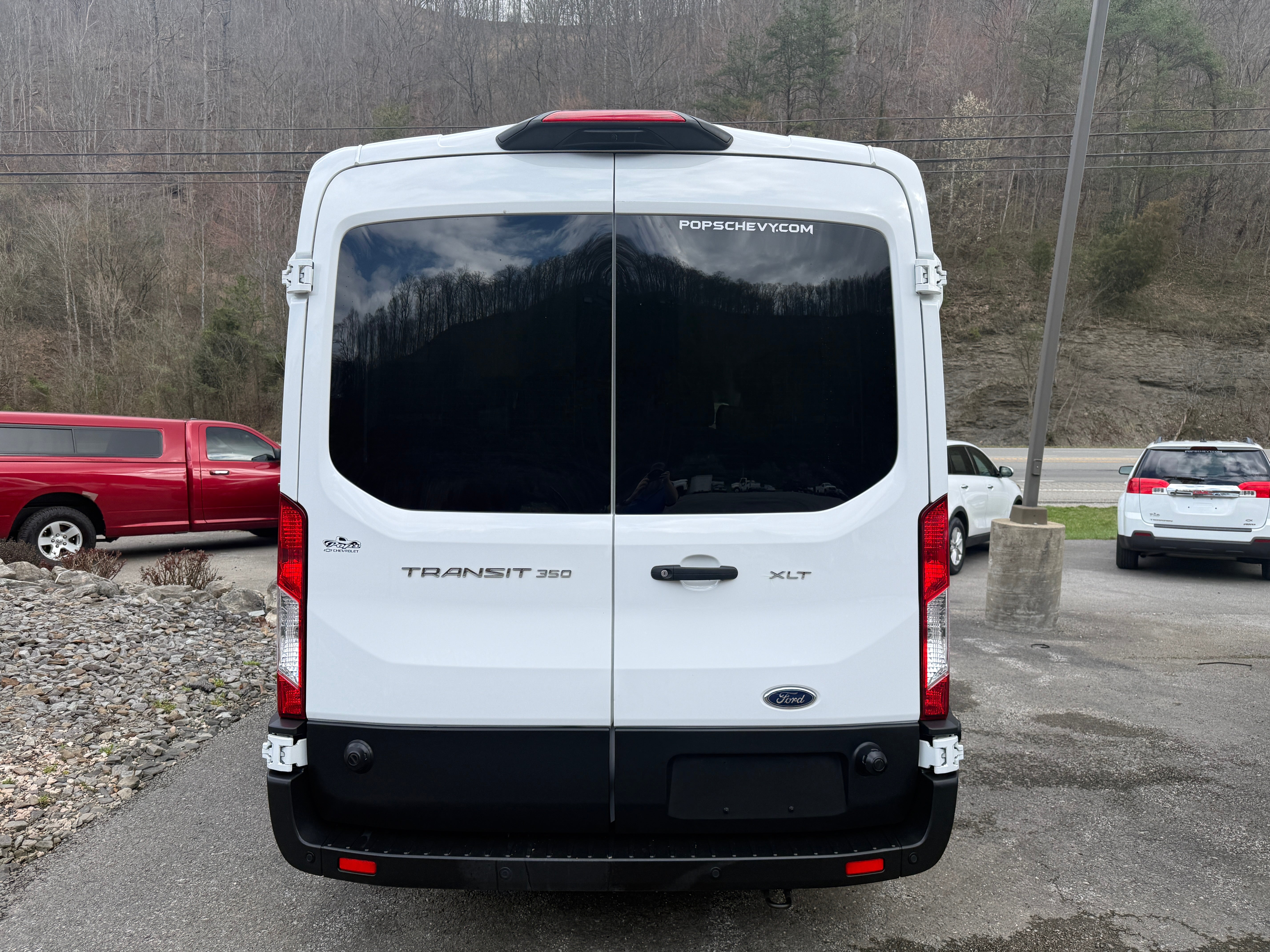 2024 Ford Transit Passenger Wagon XL
