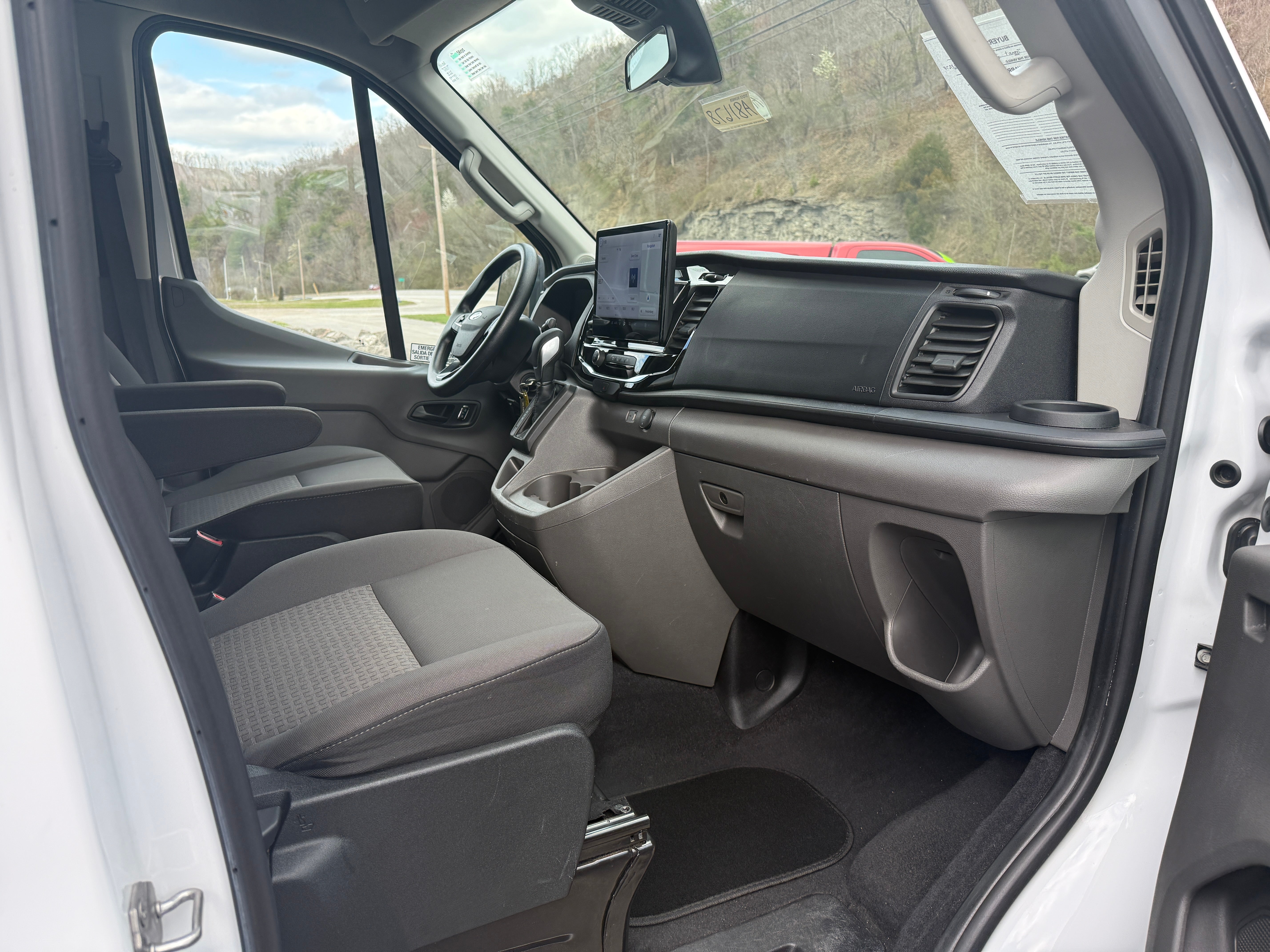 2024 Ford Transit Passenger Wagon XL