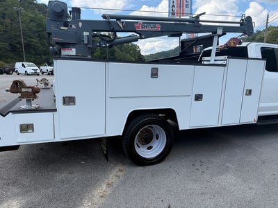 2017 Ford Super Duty F-450 DRW Lariat