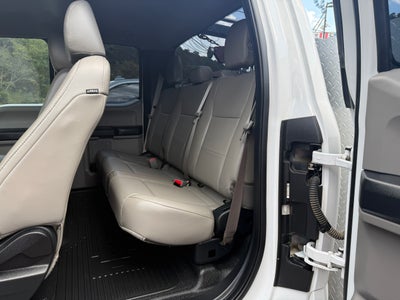 2017 Ford Super Duty F-450 DRW Lariat