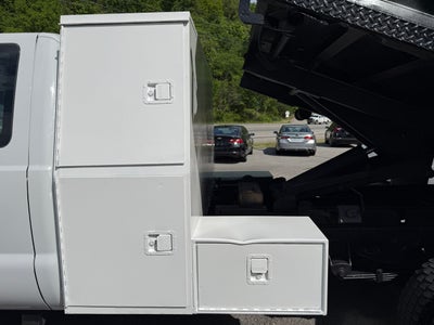 2013 Ford Super Duty F-550 DRW XL
