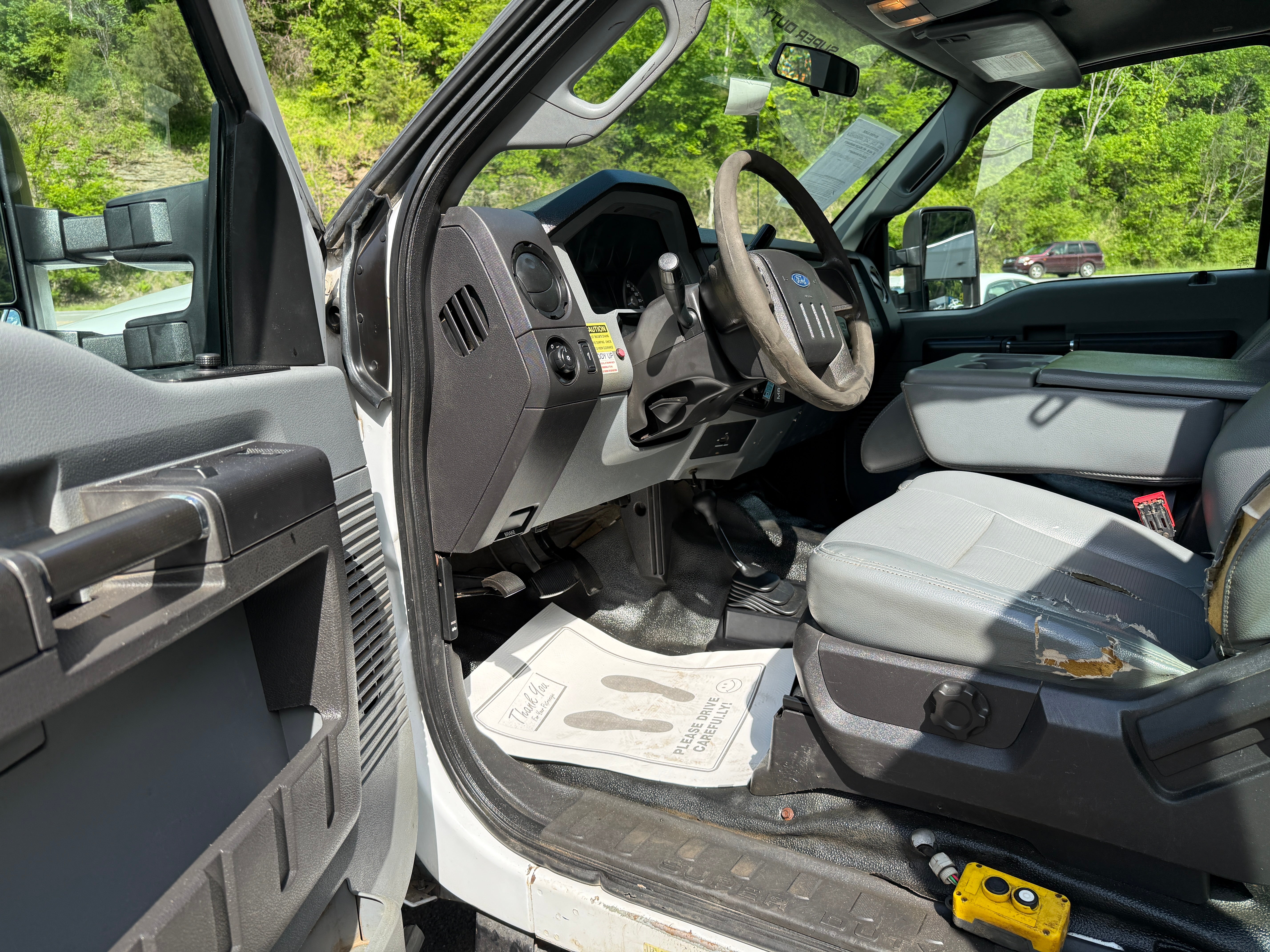 2013 Ford Super Duty F-550 DRW XL