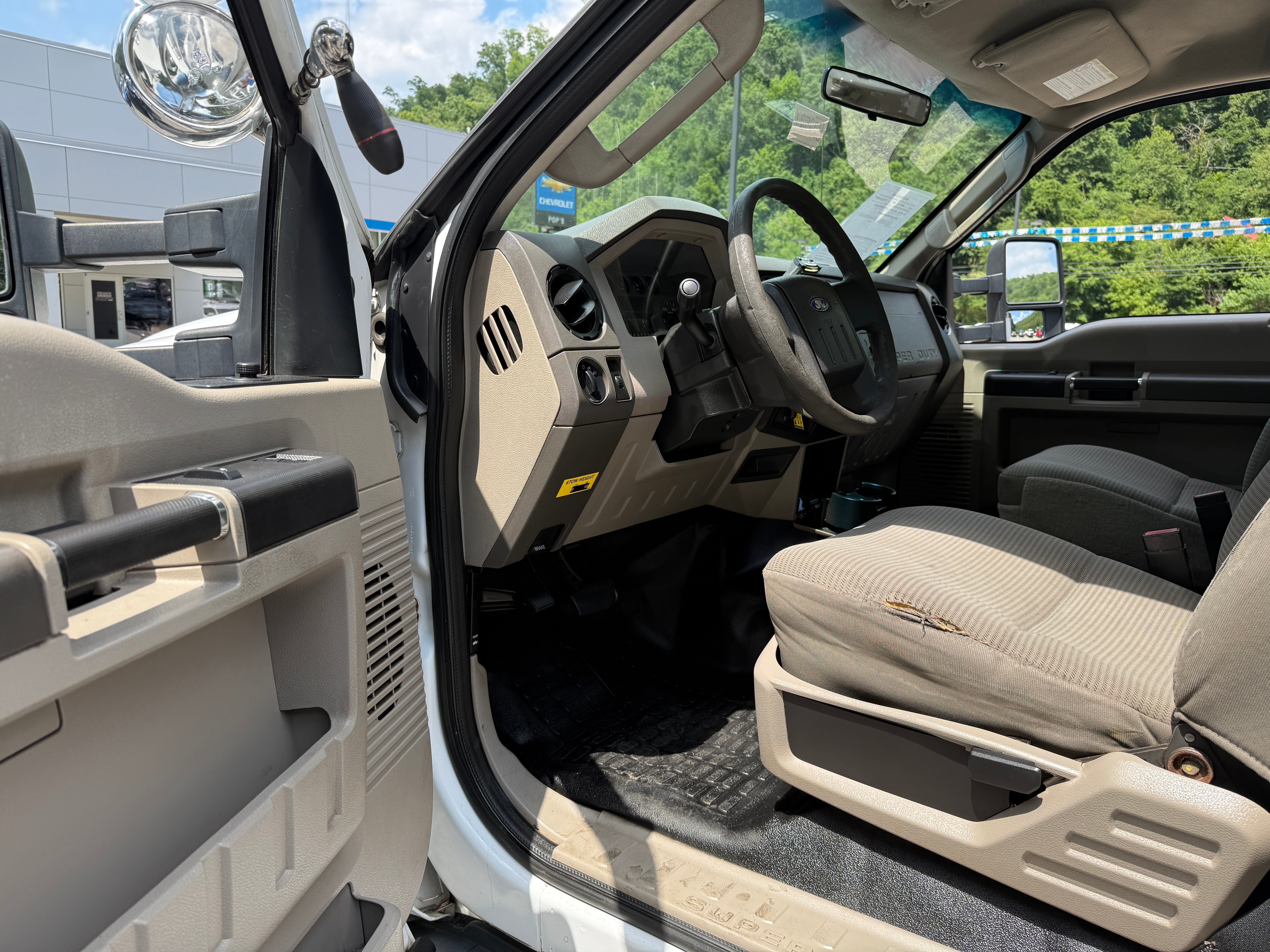 2009 Ford Super Duty F-450 DRW XL