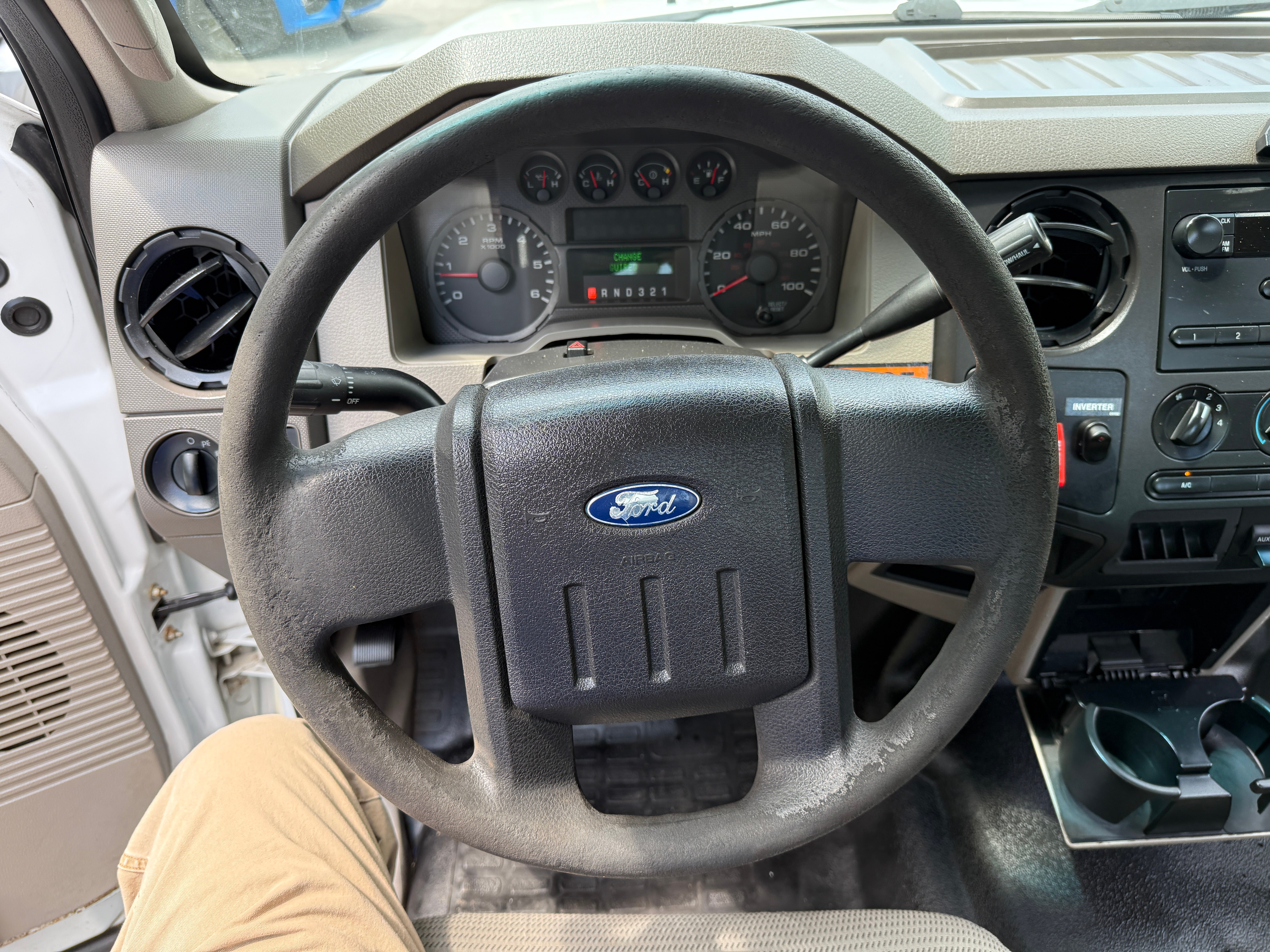 2009 Ford Super Duty F-450 DRW XL