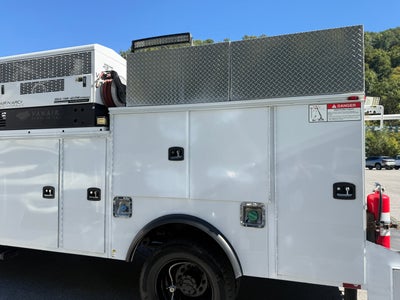 2018 Ford Super Duty F-550 DRW XL
