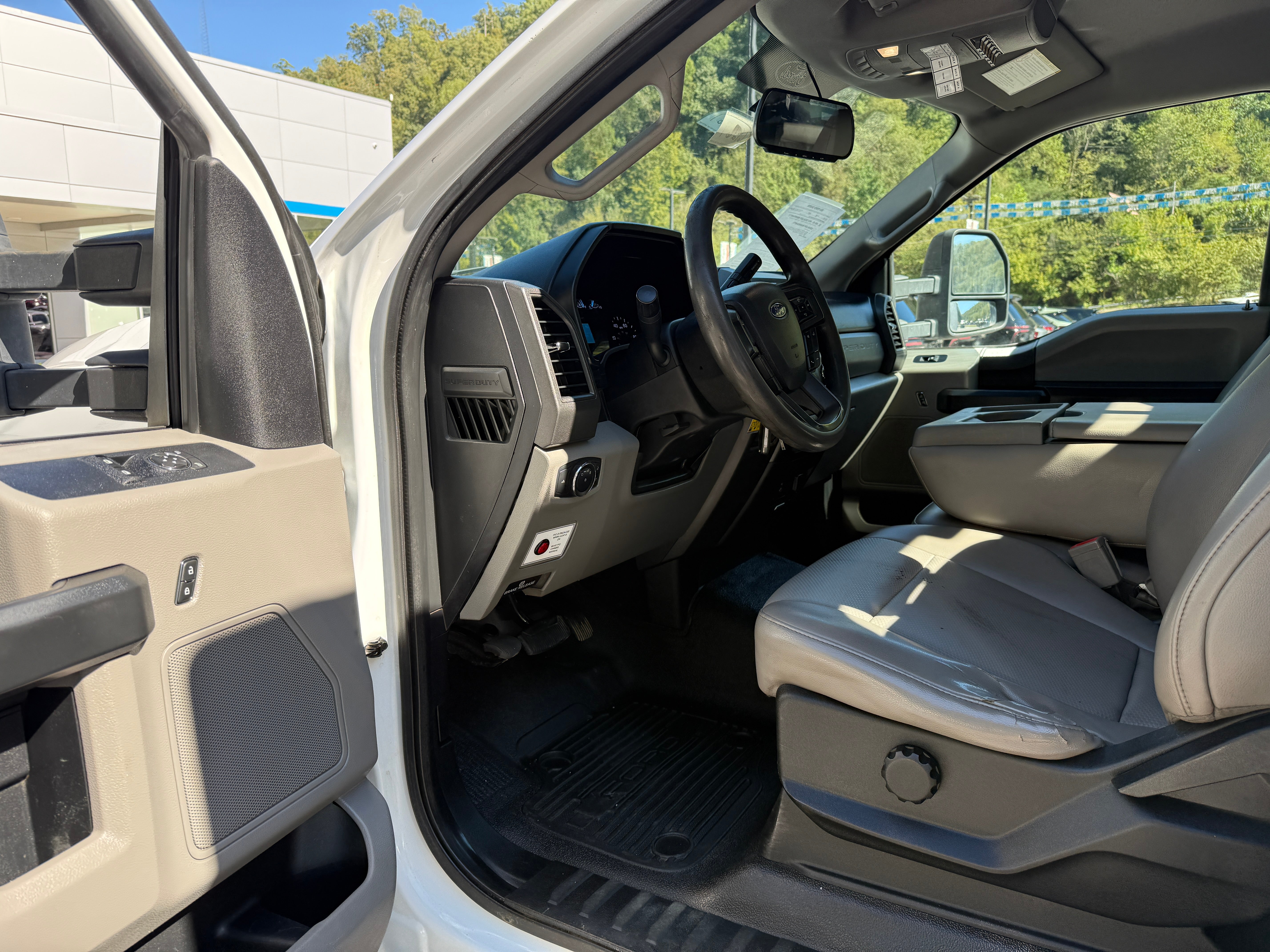 2018 Ford Super Duty F-550 DRW XL
