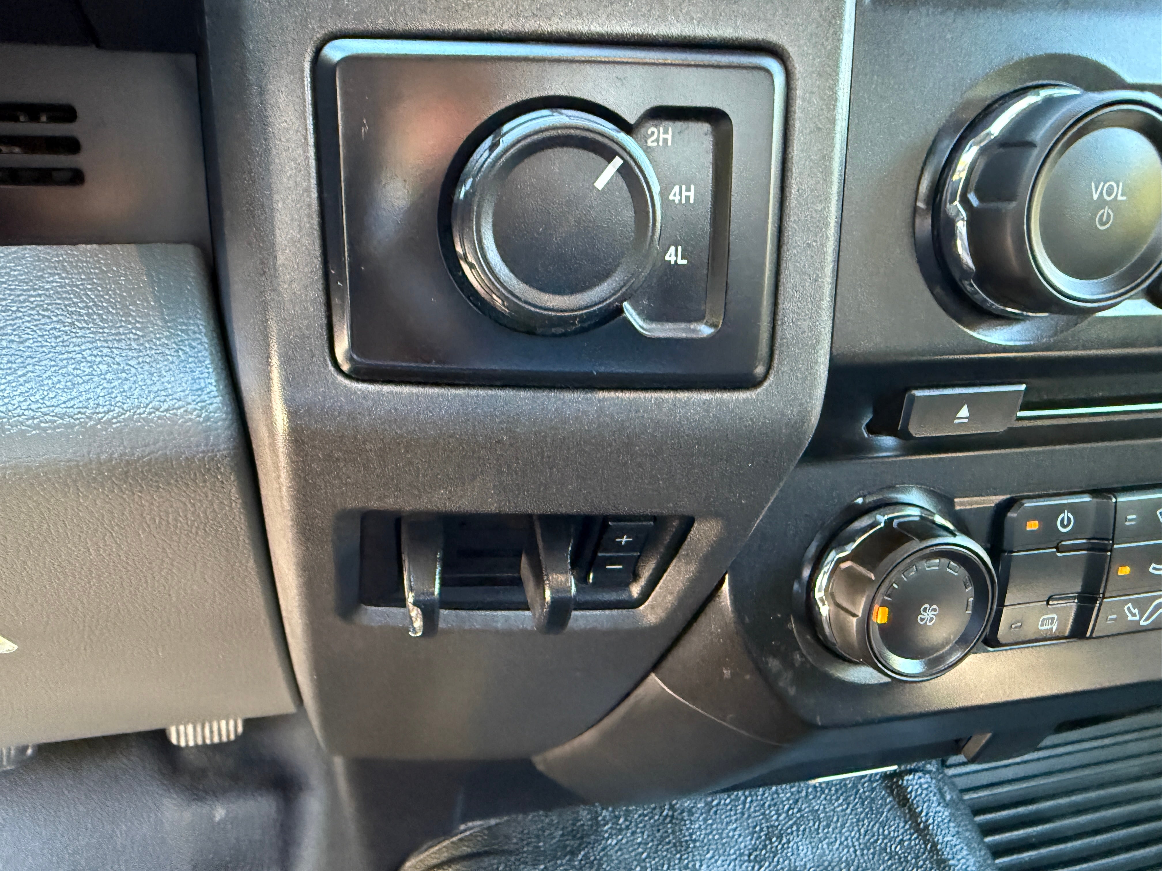 2018 Ford Super Duty F-550 DRW XL