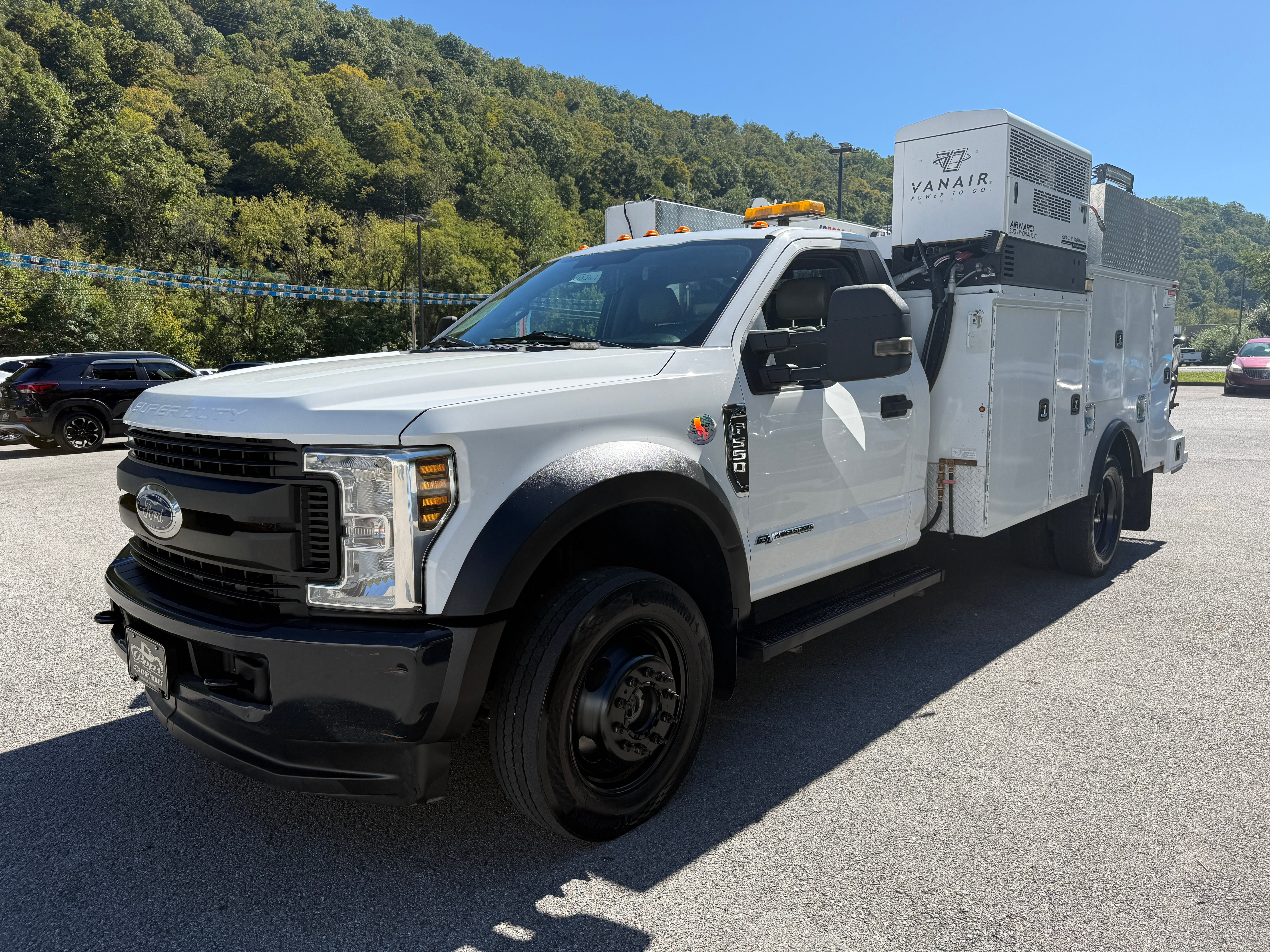 2018 Ford Super Duty F-550 DRW XL