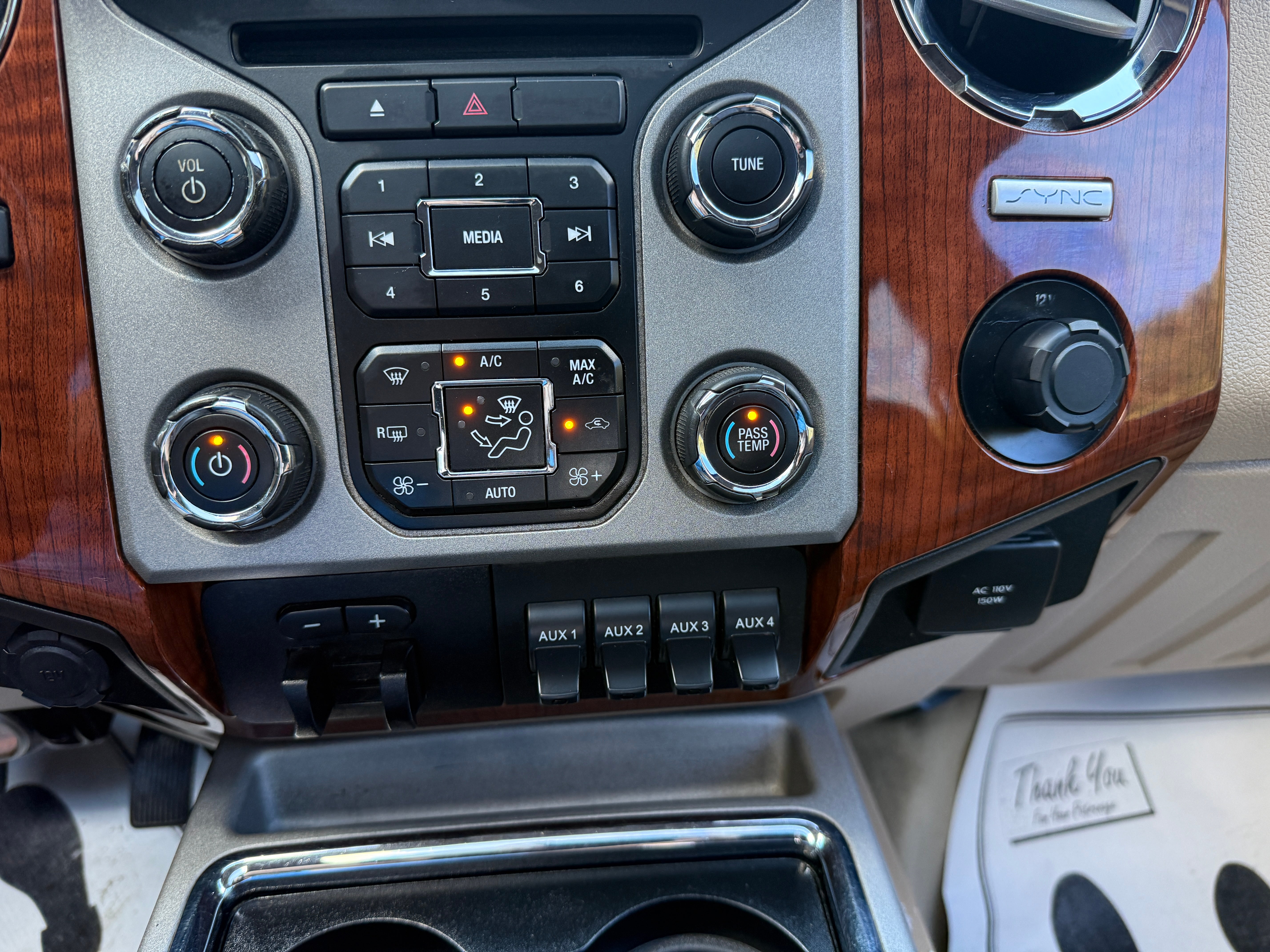 2015 Ford Super Duty F-250 SRW Lariat
