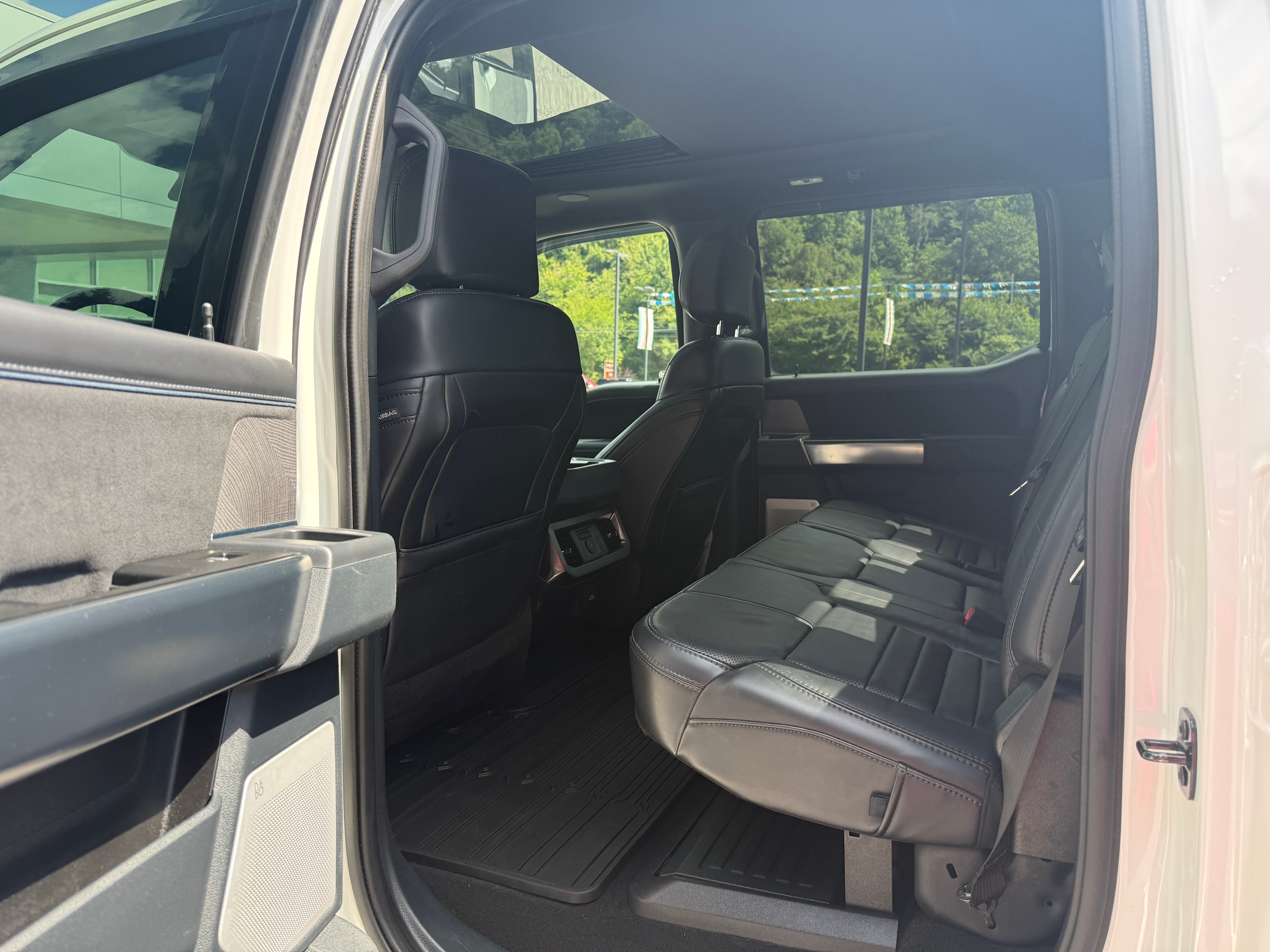 2025 Ford Super Duty F-250 4WD Platinum Crew Cab SRW