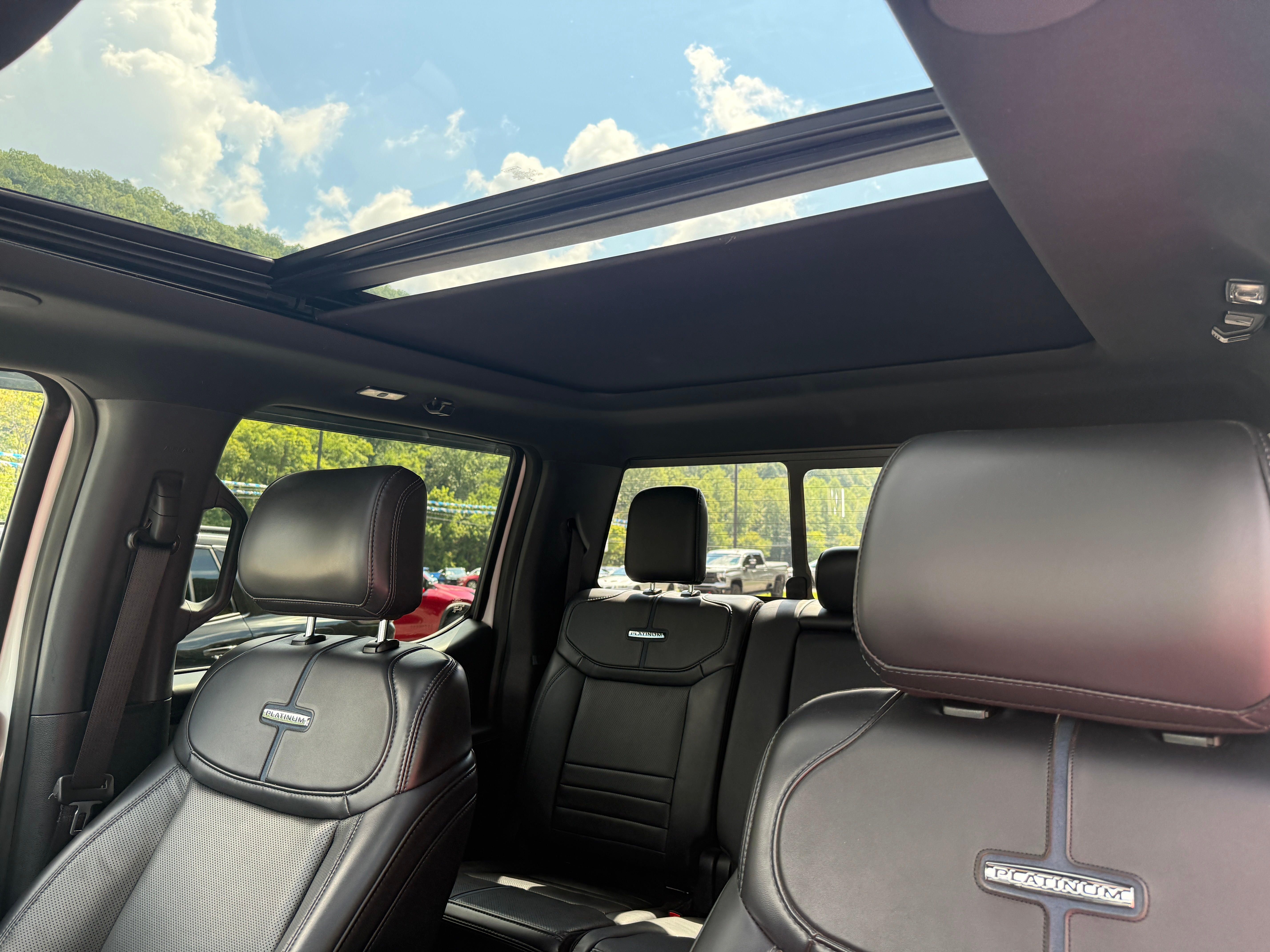 2025 Ford Super Duty F-250 4WD Platinum Crew Cab SRW