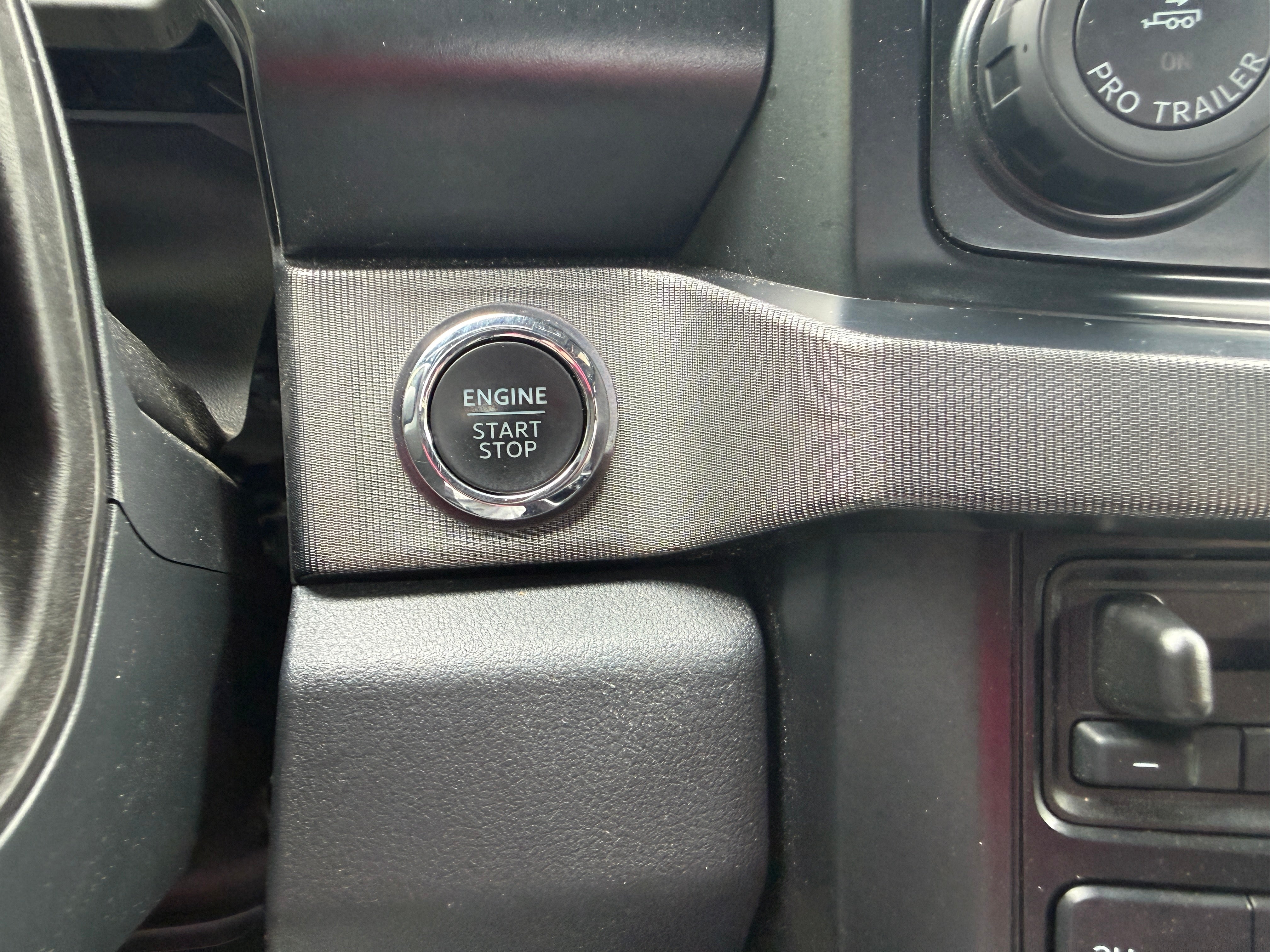 2025 Ford Super Duty F-250 4WD Platinum Crew Cab SRW