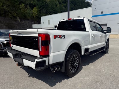 2025 Ford Super Duty F-250 4WD Platinum Crew Cab SRW