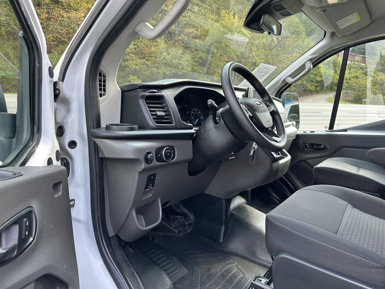 2022 Ford Transit Cargo Van Base