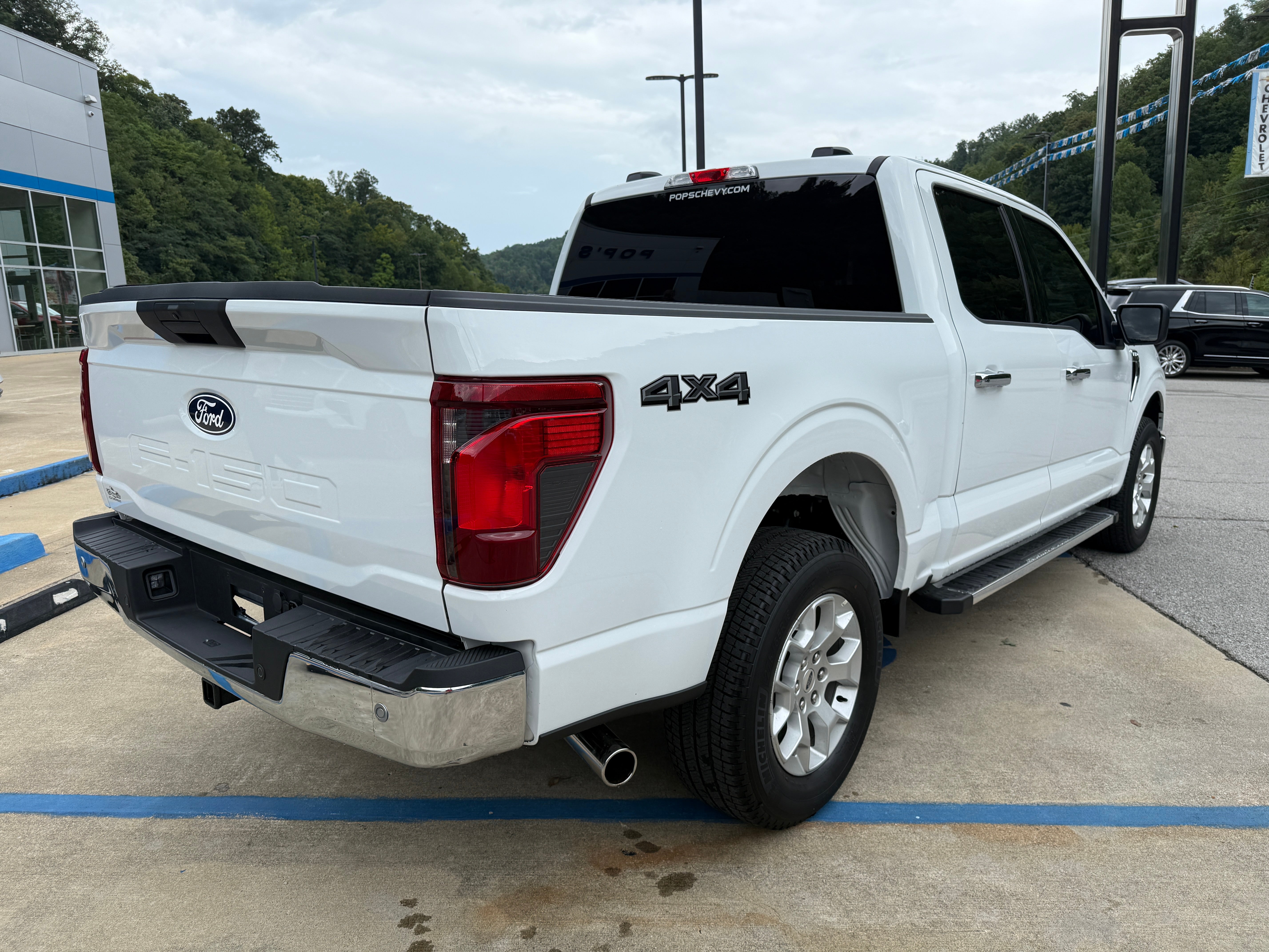 2025 Ford F-150 4WD XLT SuperCrew