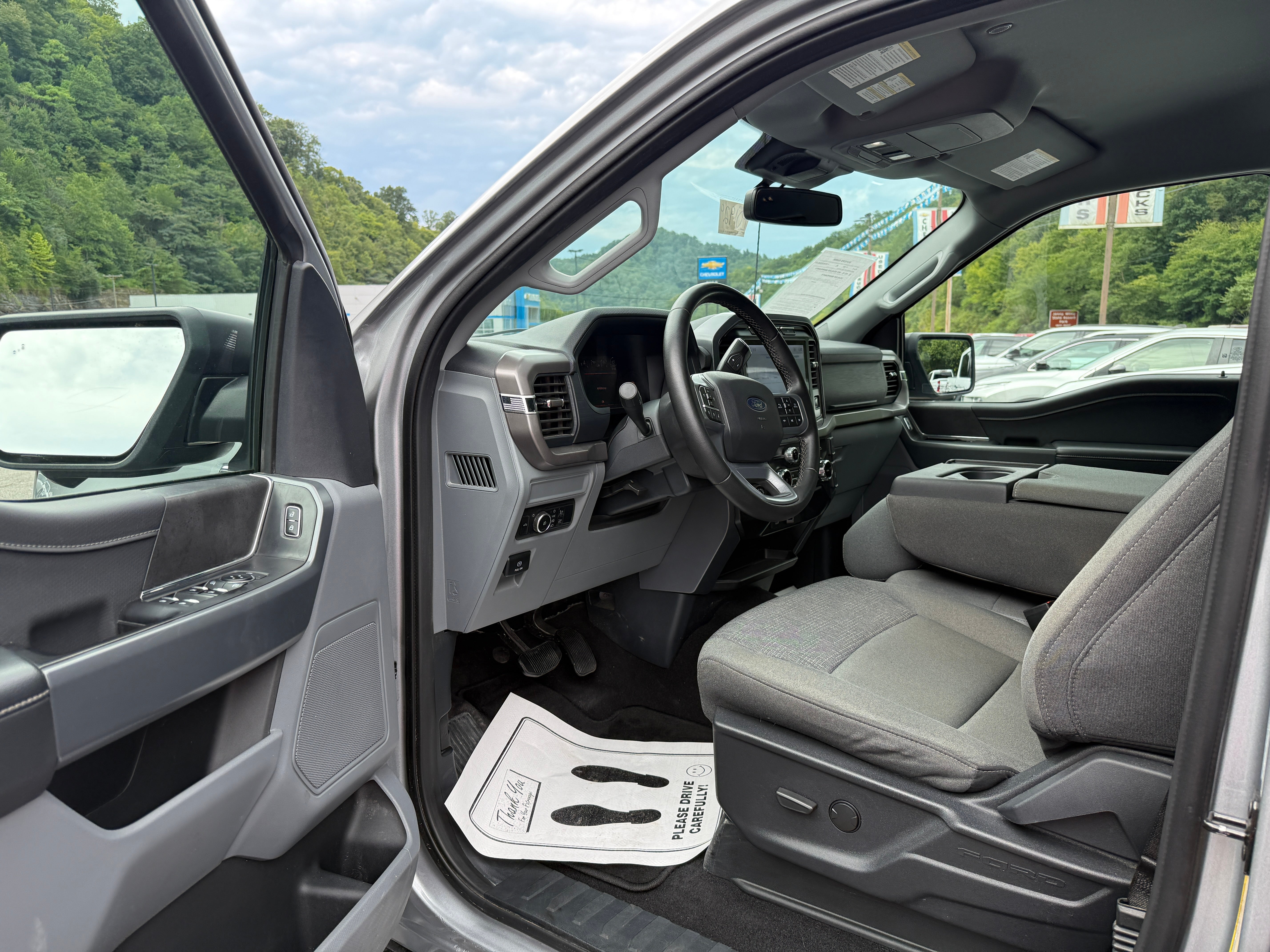 2024 Ford F-150 4WD XLT SuperCrew