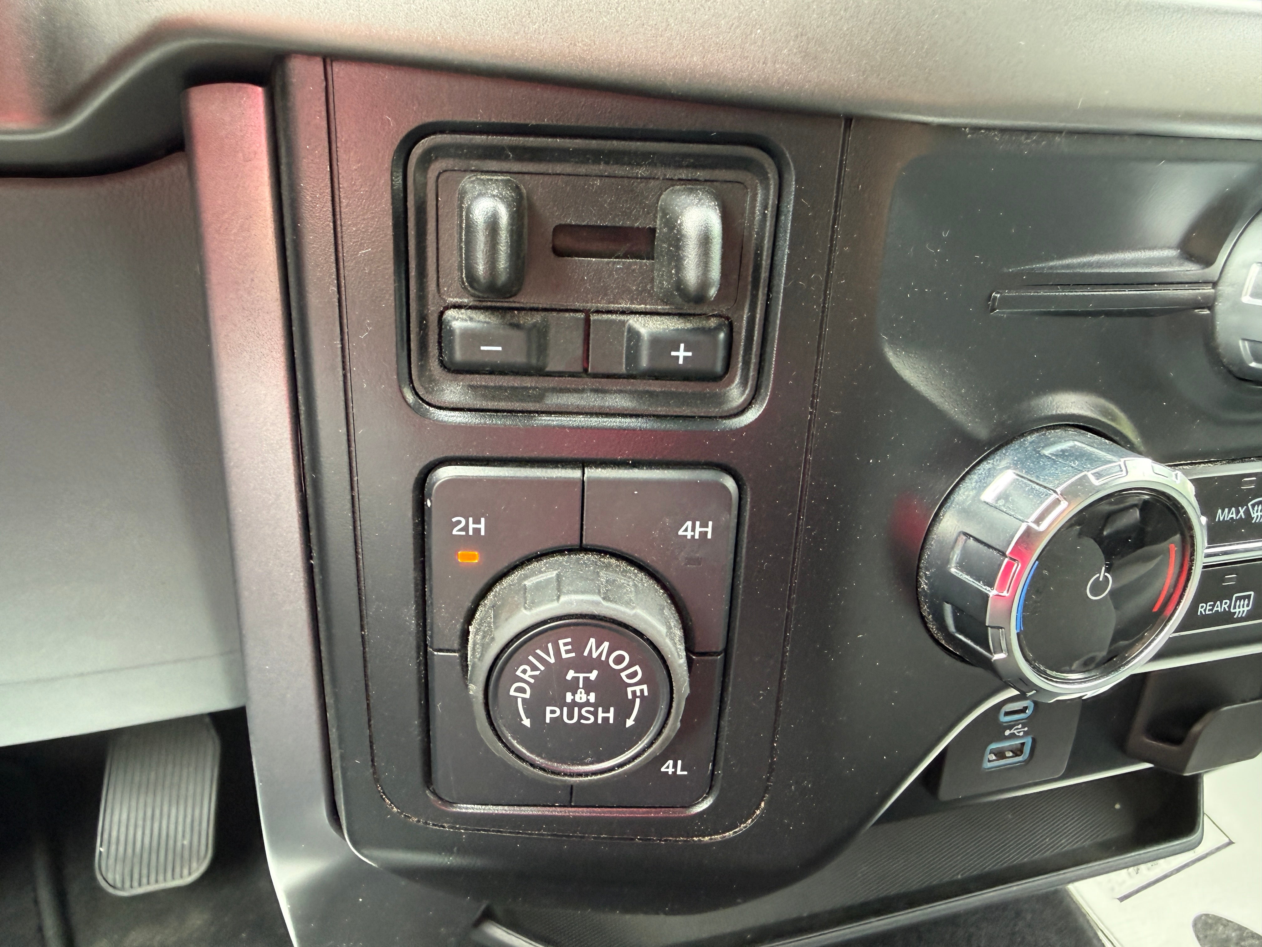 2024 Ford F-150 4WD XLT SuperCrew