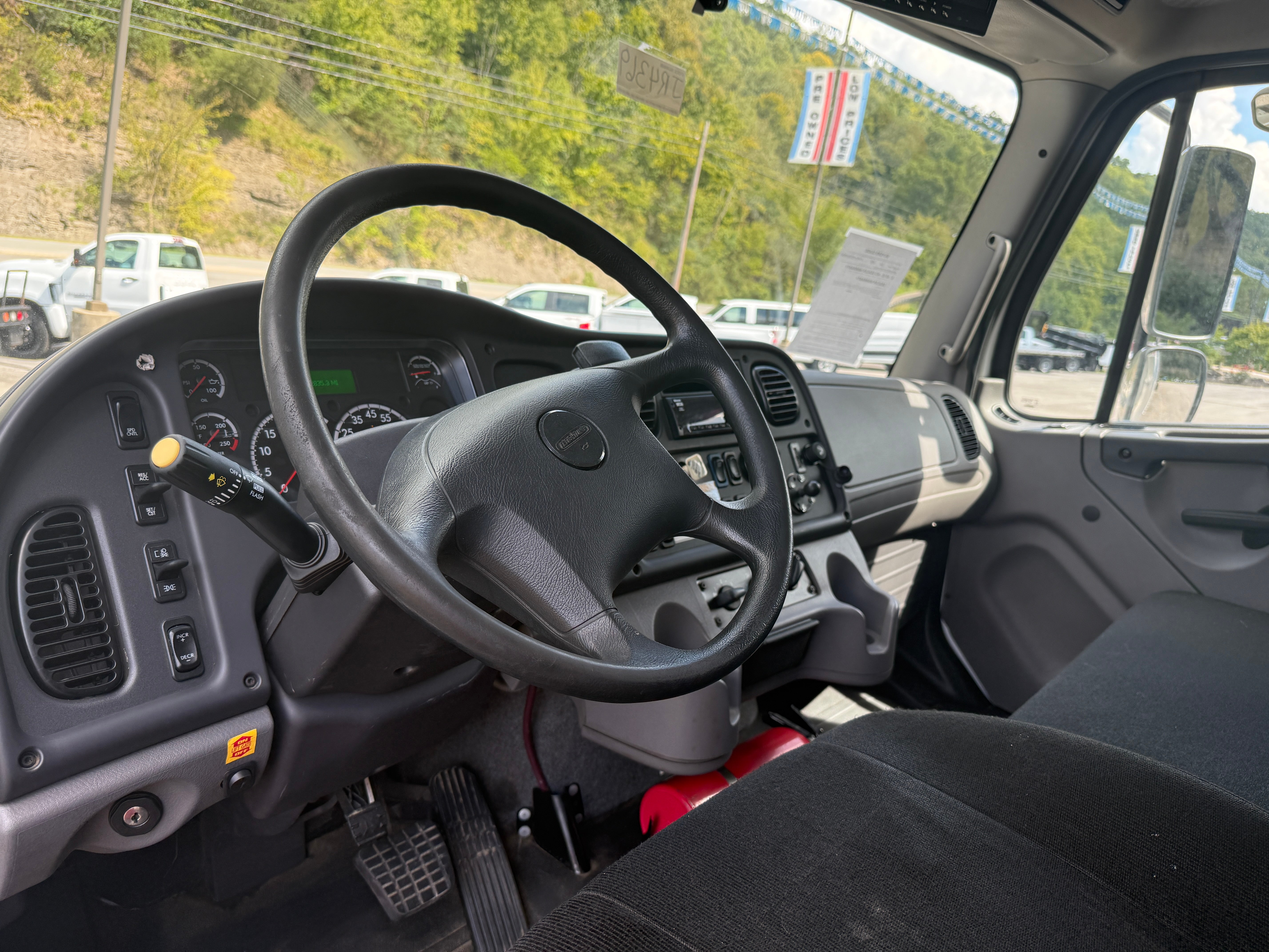 2018 Freightliner M2 106 Base