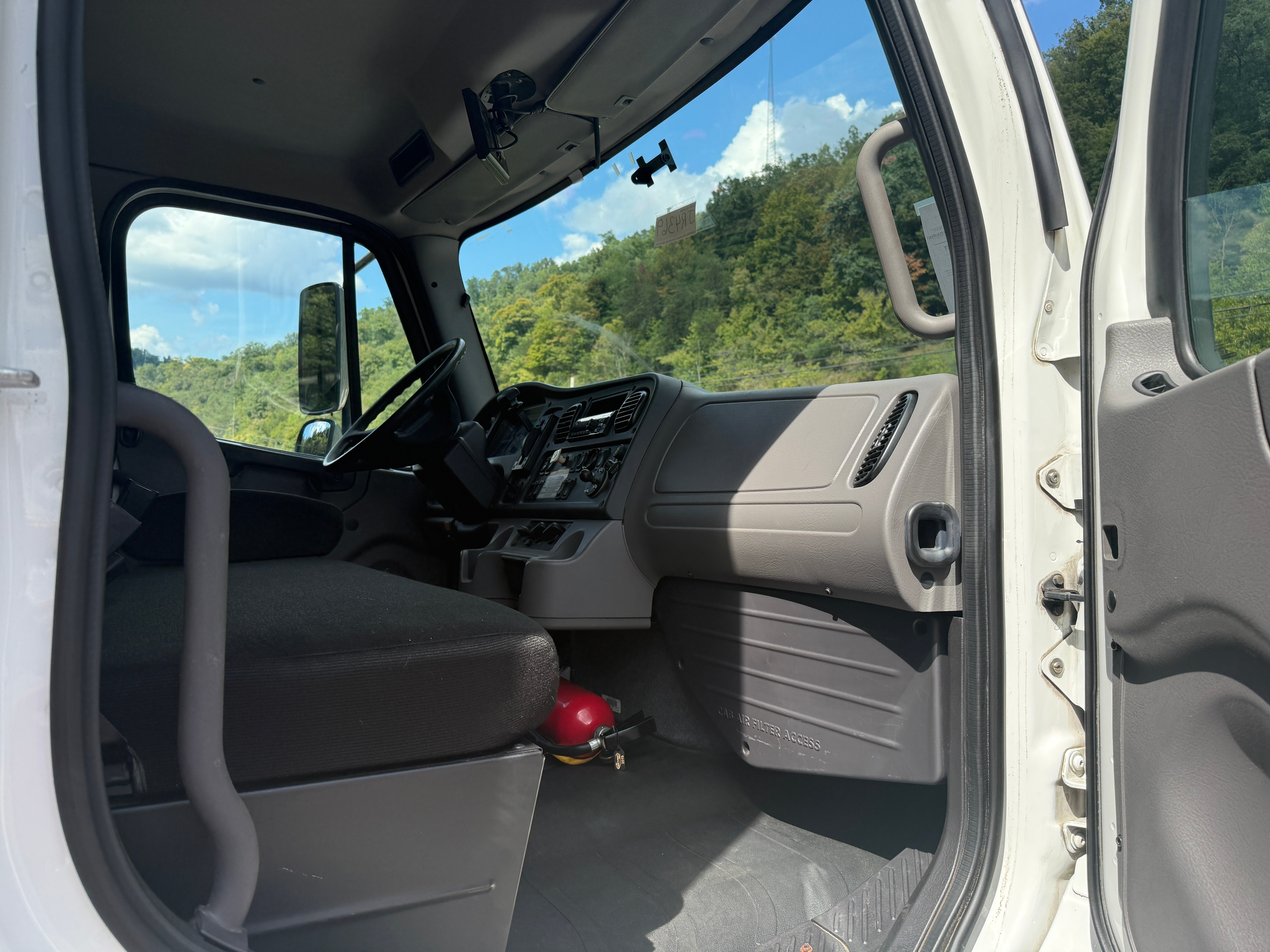 2018 Freightliner M2 106 Base