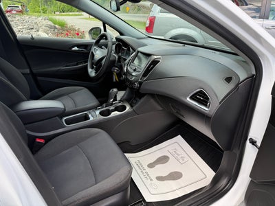 2019 Chevrolet Cruze LS