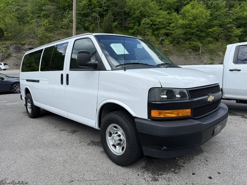 2023 Chevrolet Express Passenger 3500 1LS