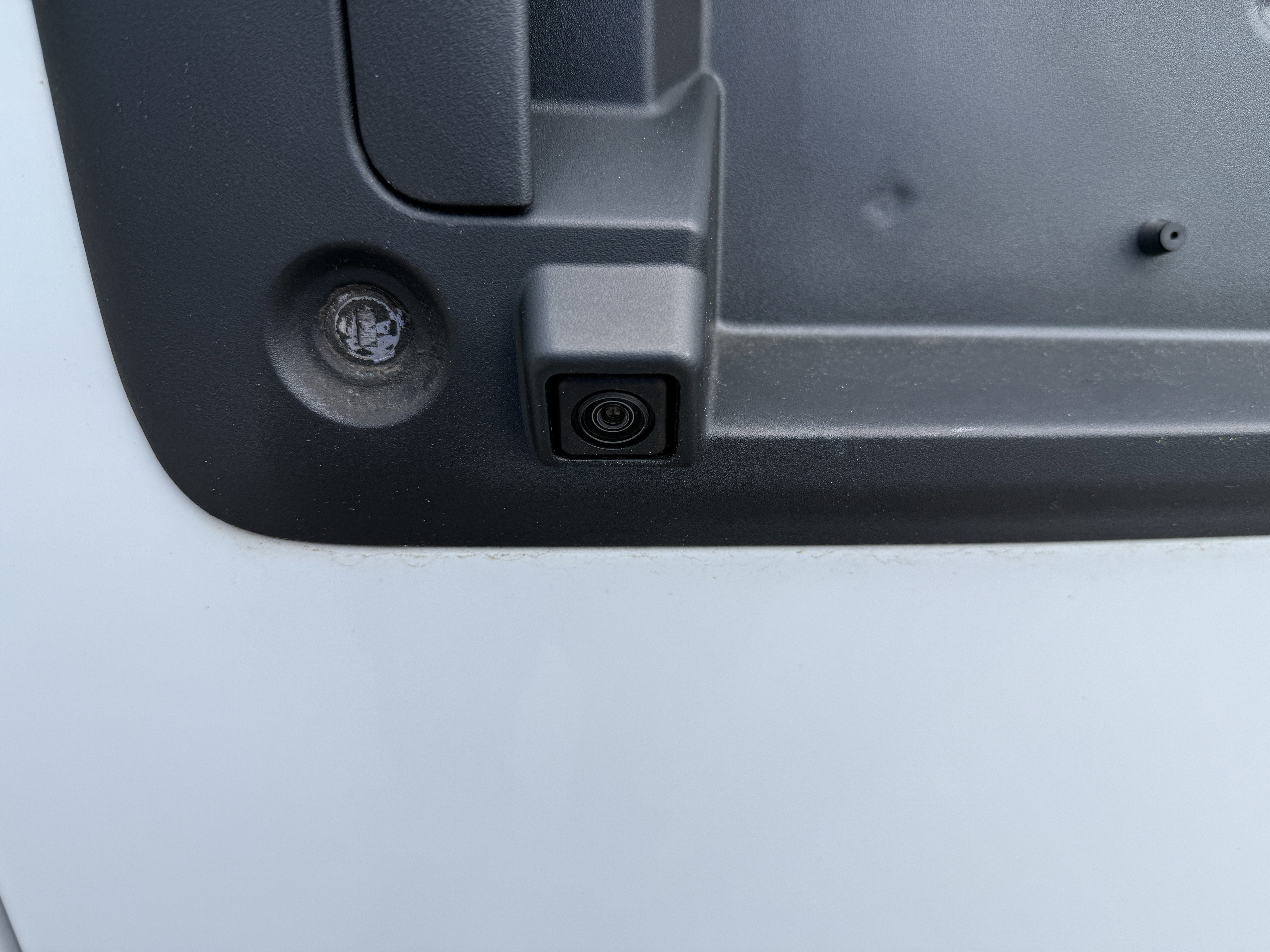 2023 Chevrolet Express Passenger 3500 1LS