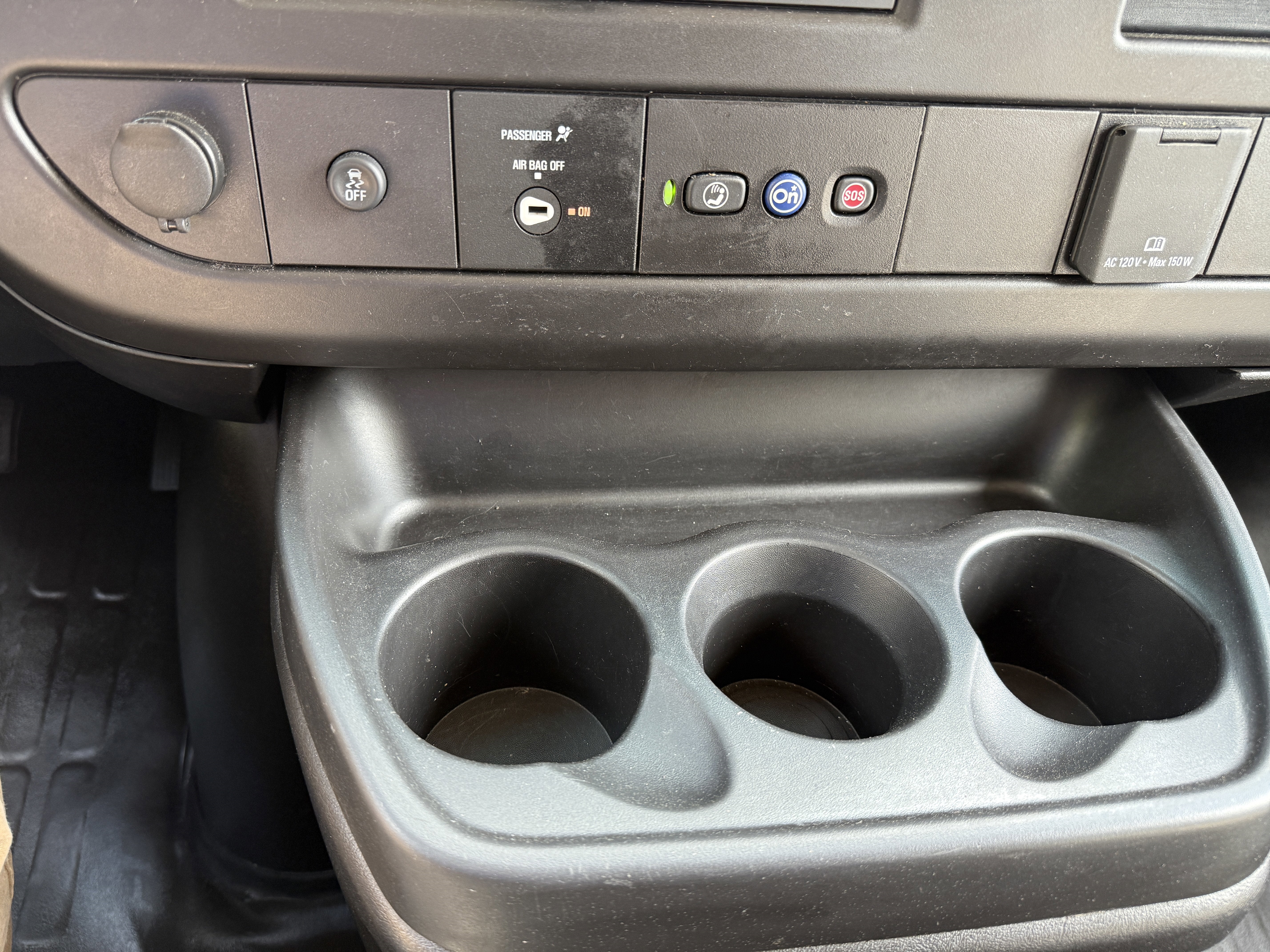 2023 Chevrolet Express Passenger 3500 1LS