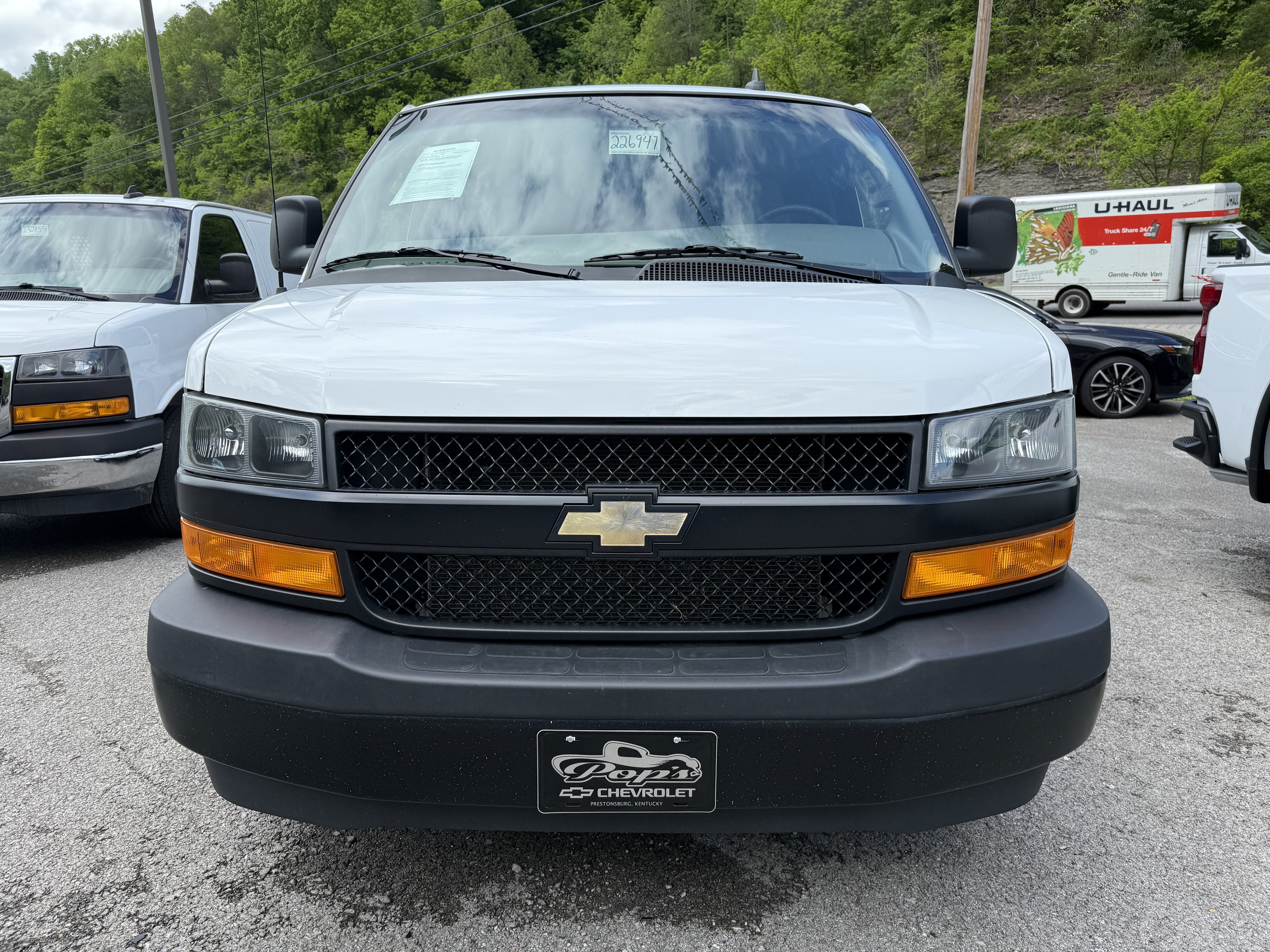 2023 Chevrolet Express Passenger 3500 1LS
