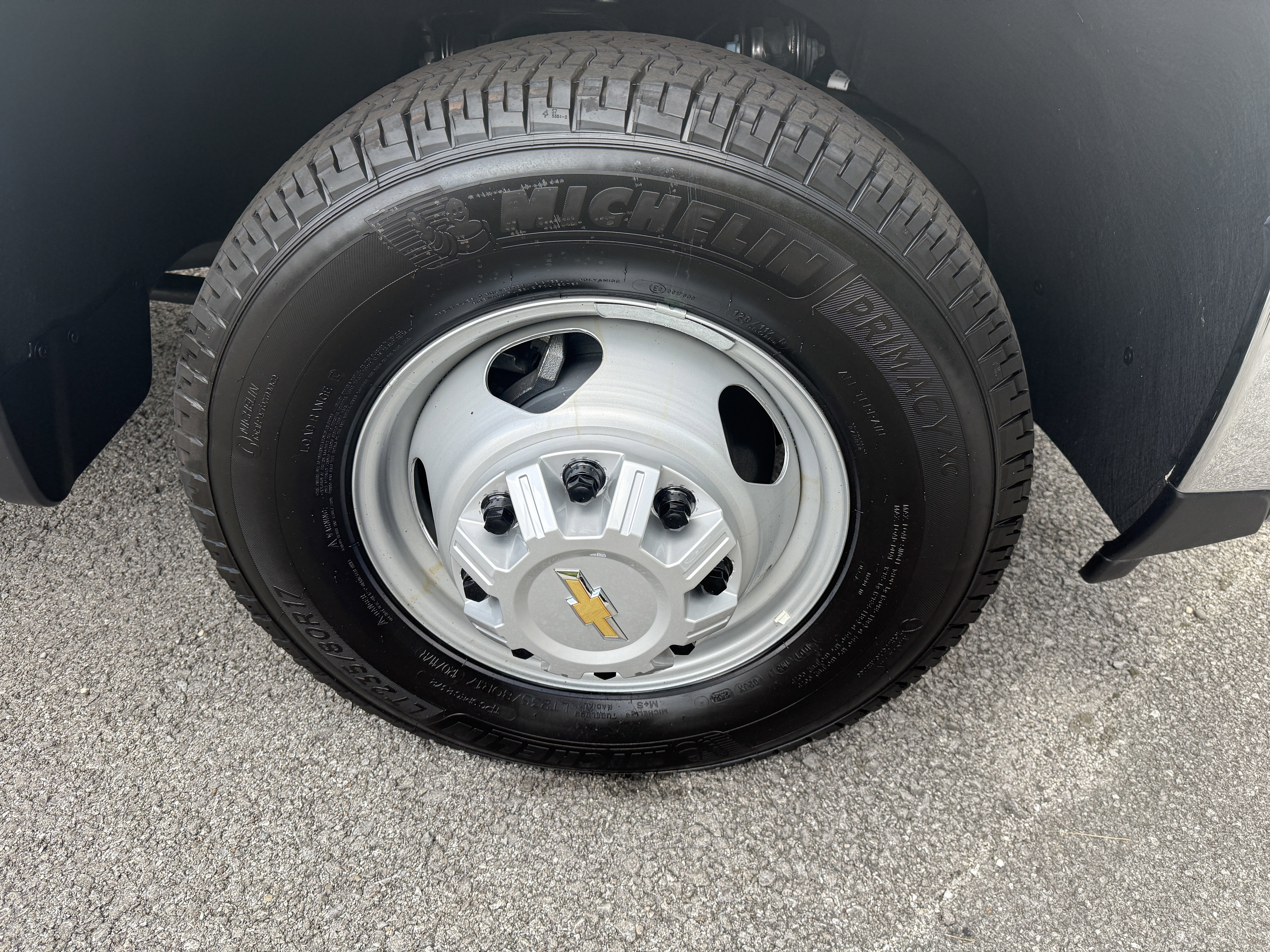 2025 Chevrolet Silverado 3500 HD Chassis Cab Work Truck