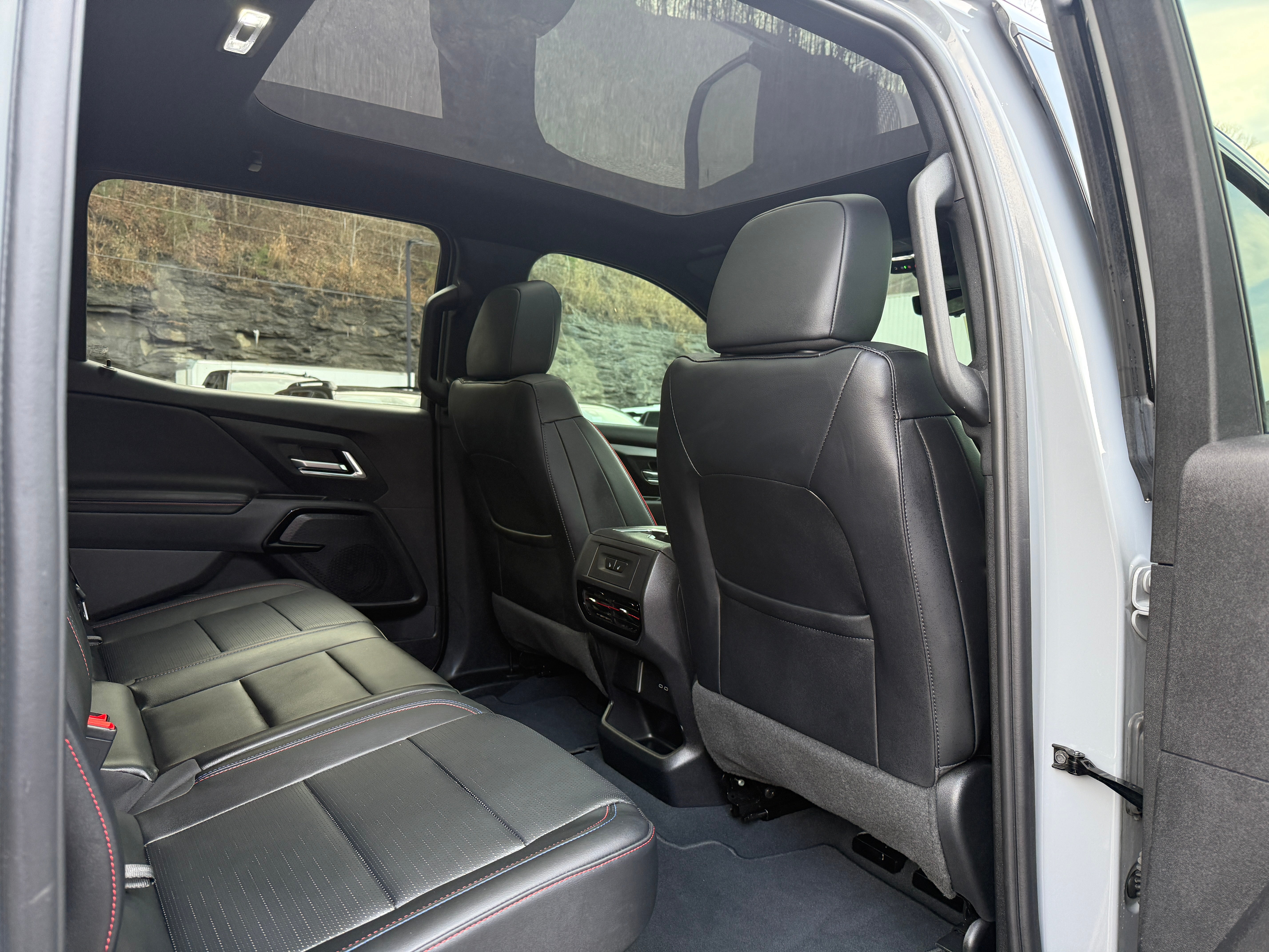 2025 Chevrolet Silverado EV RST - Max Range