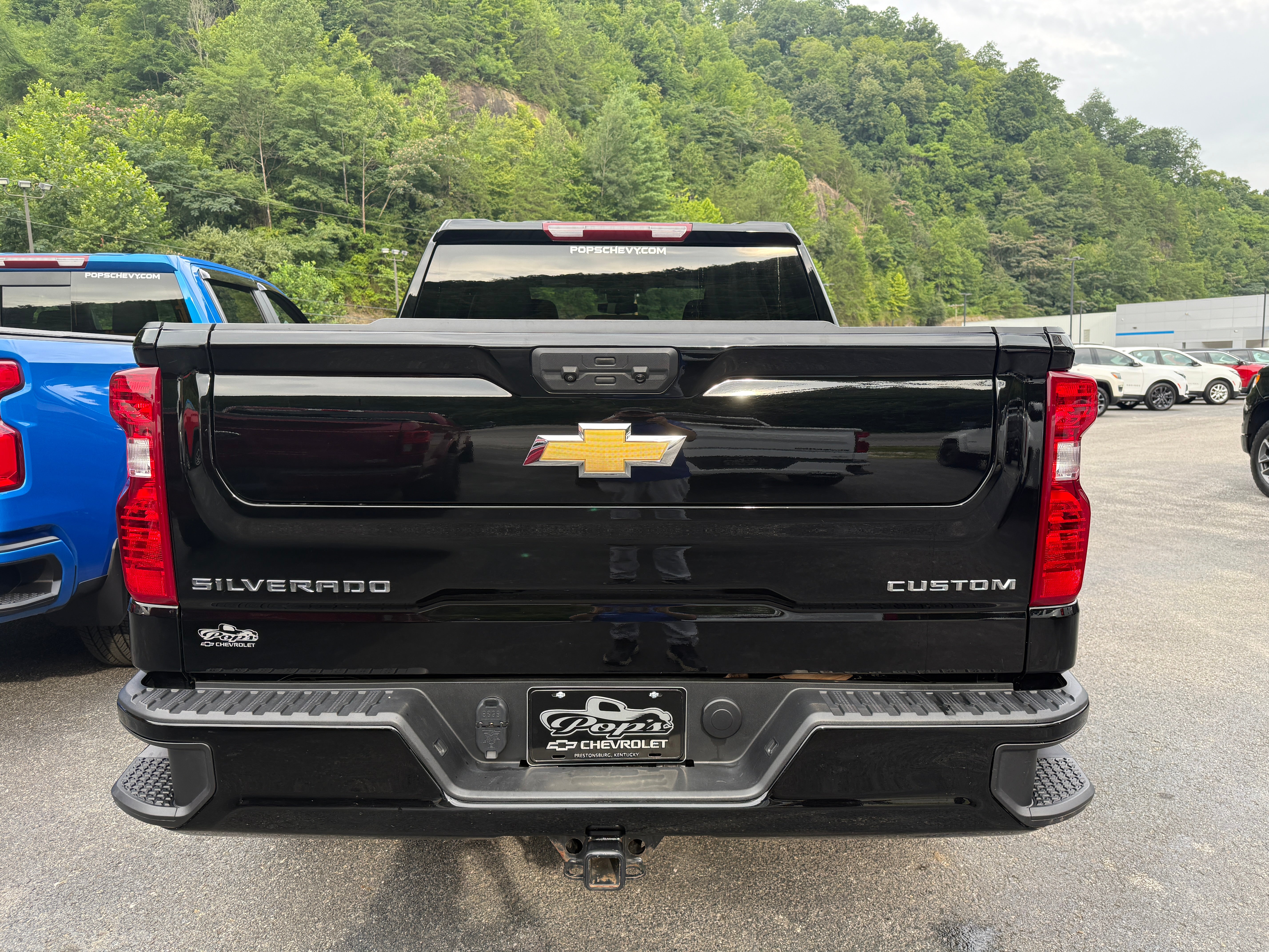 2024 Chevrolet Silverado 1500 Custom