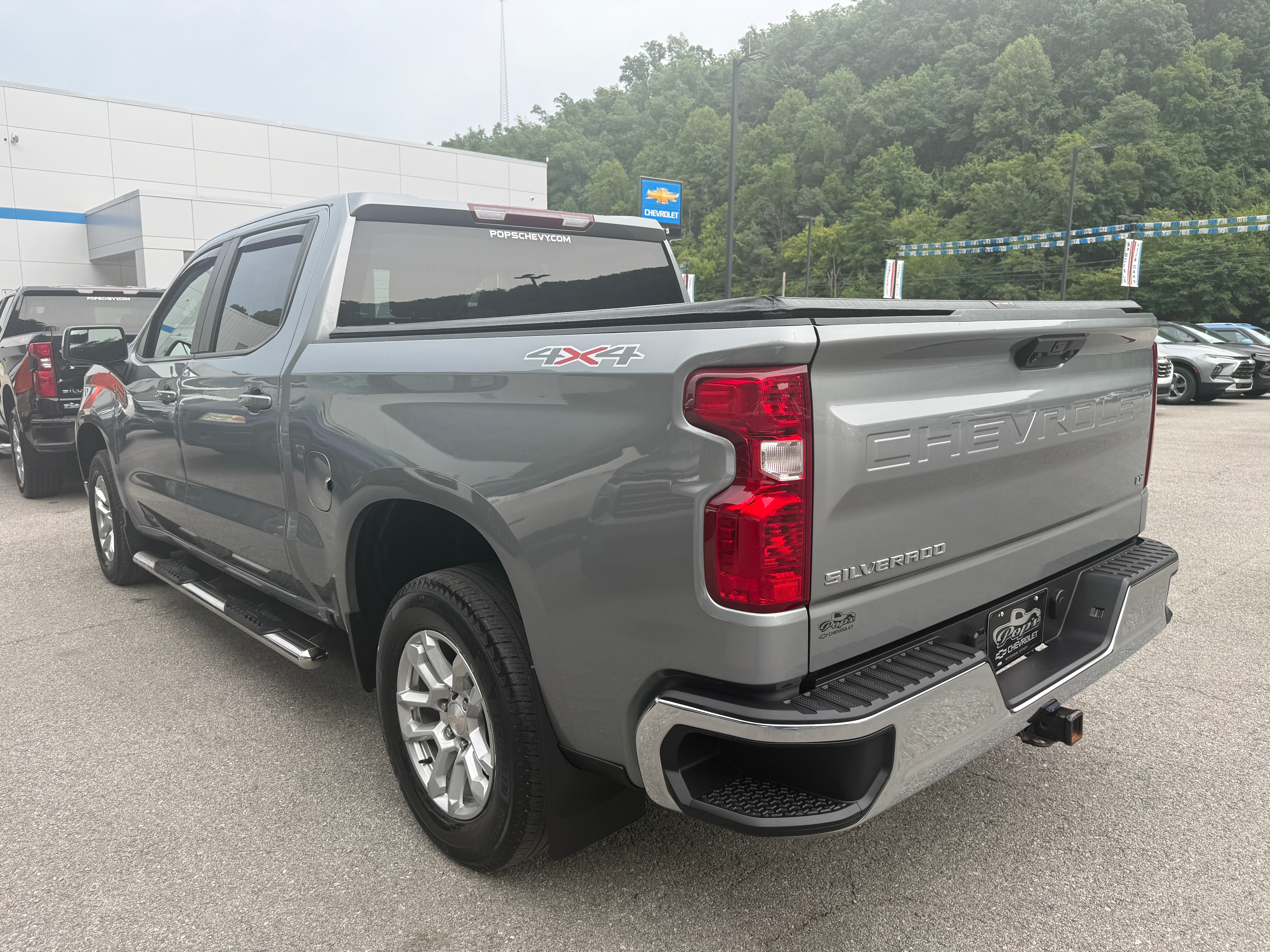 2023 Chevrolet Silverado 1500 LT (2FL)