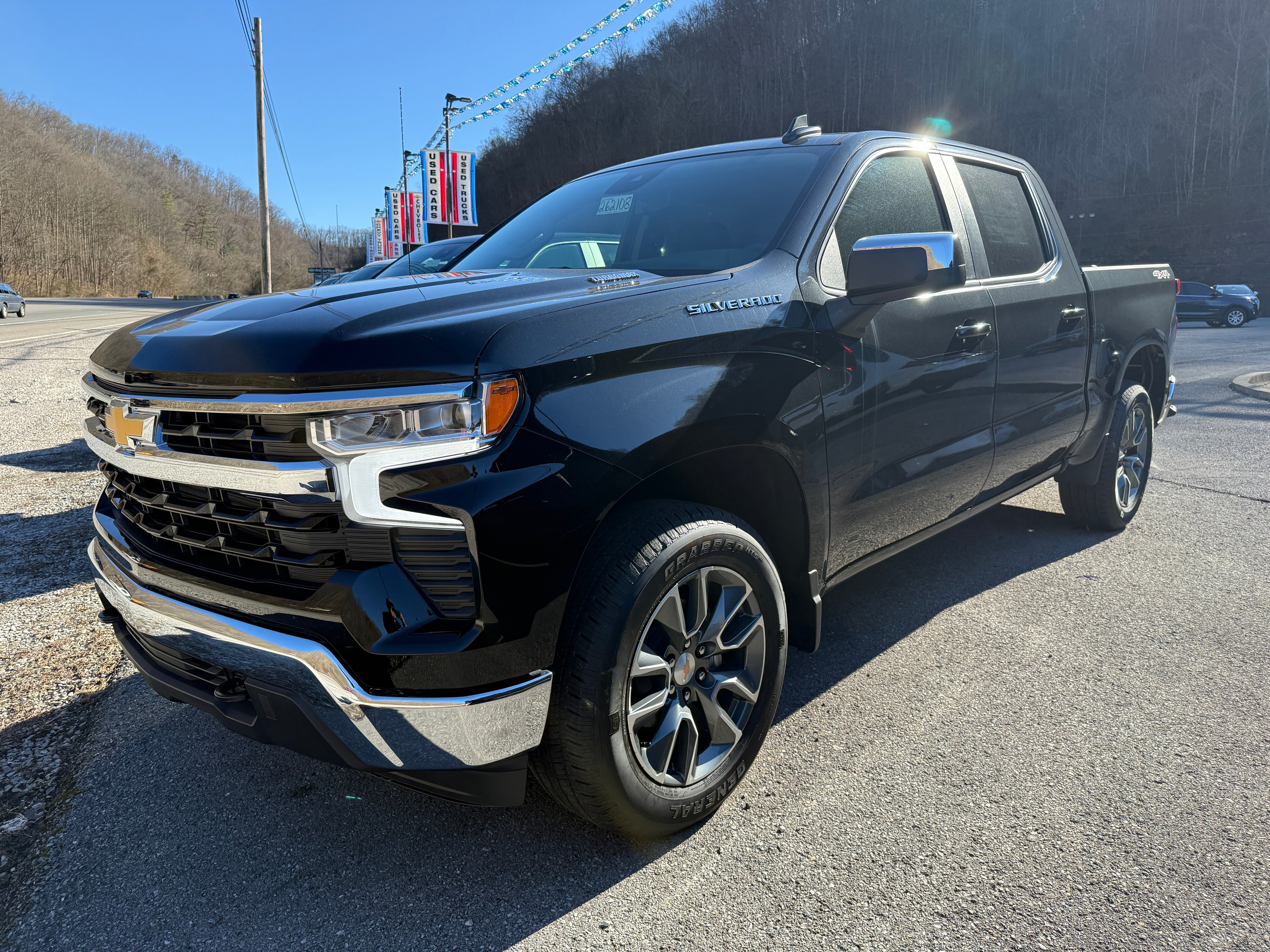 2026 Chevrolet Silverado 1500 LT (2FL)