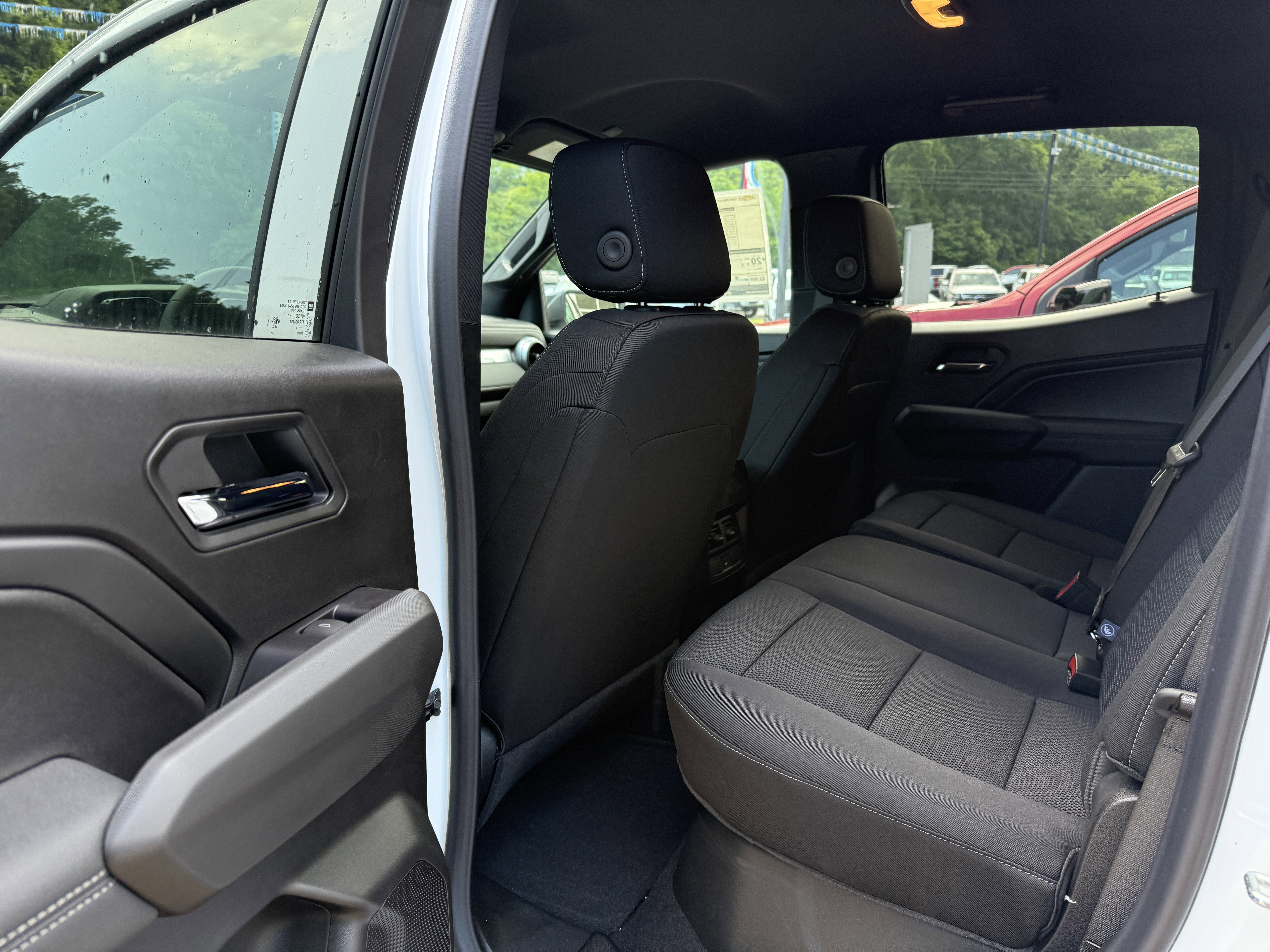 2025 Chevrolet Colorado WT/LT