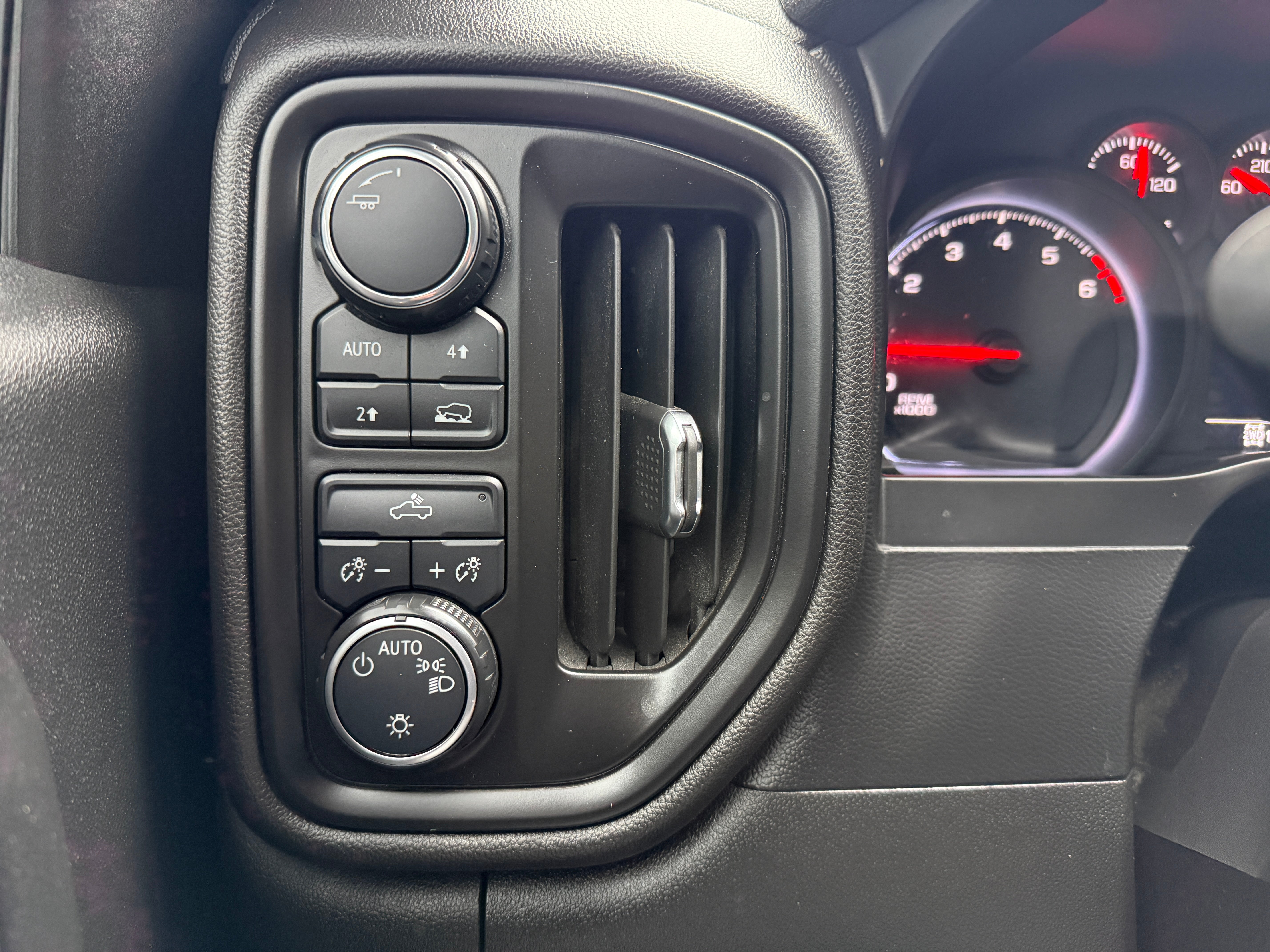 2020 Chevrolet Silverado 1500 WT