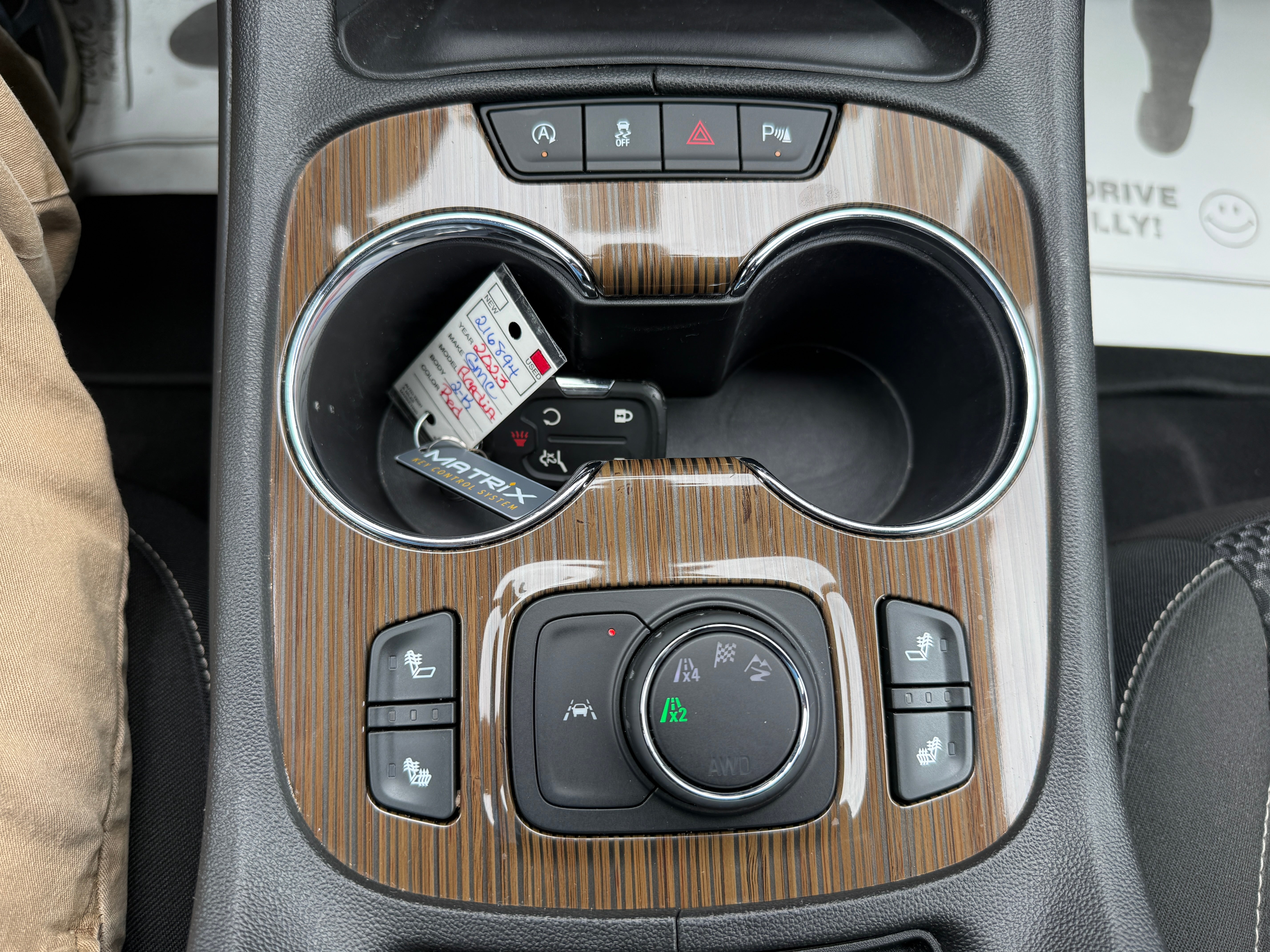 2023 GMC Acadia SLE