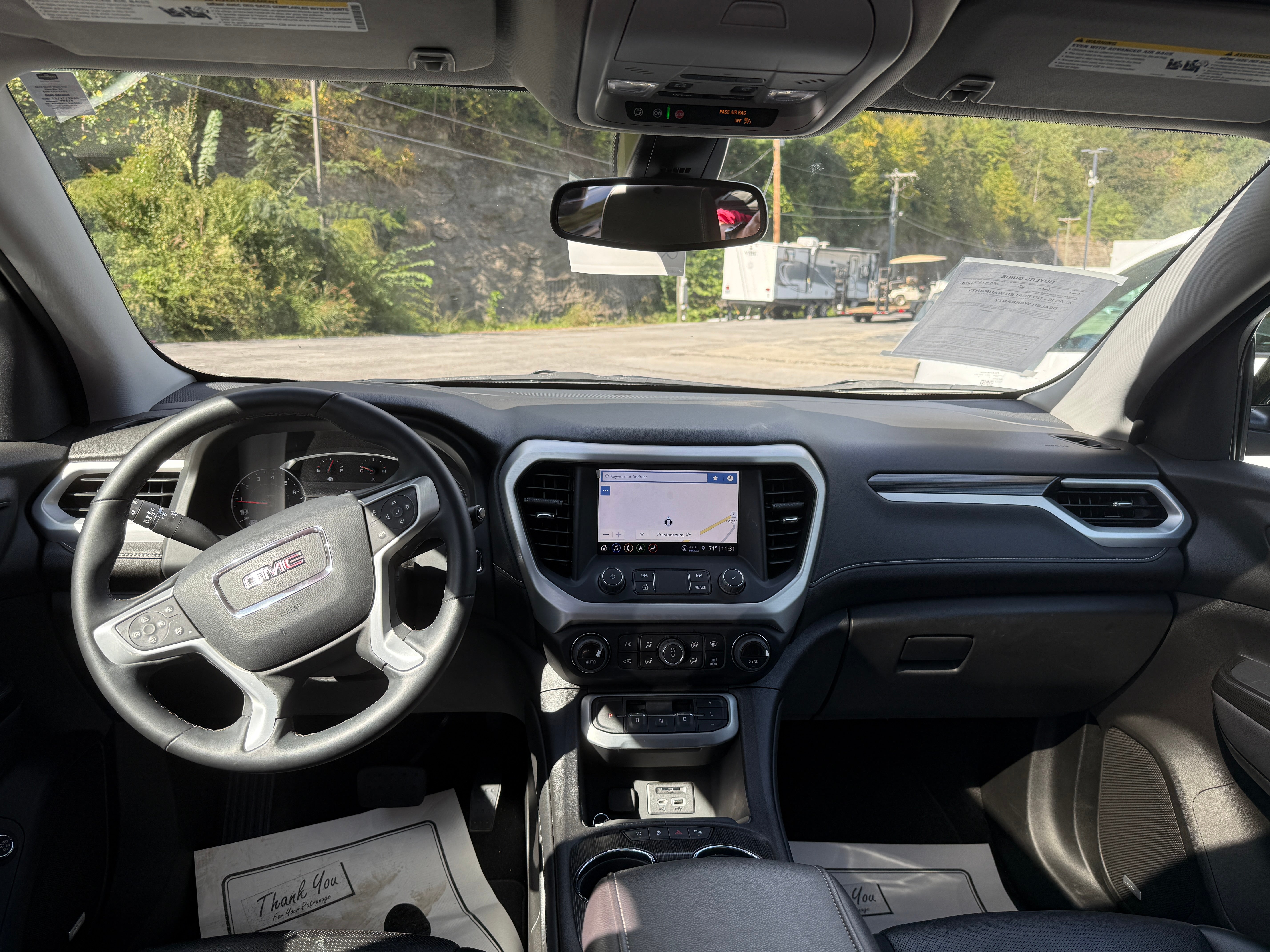 2023 GMC Acadia SLT