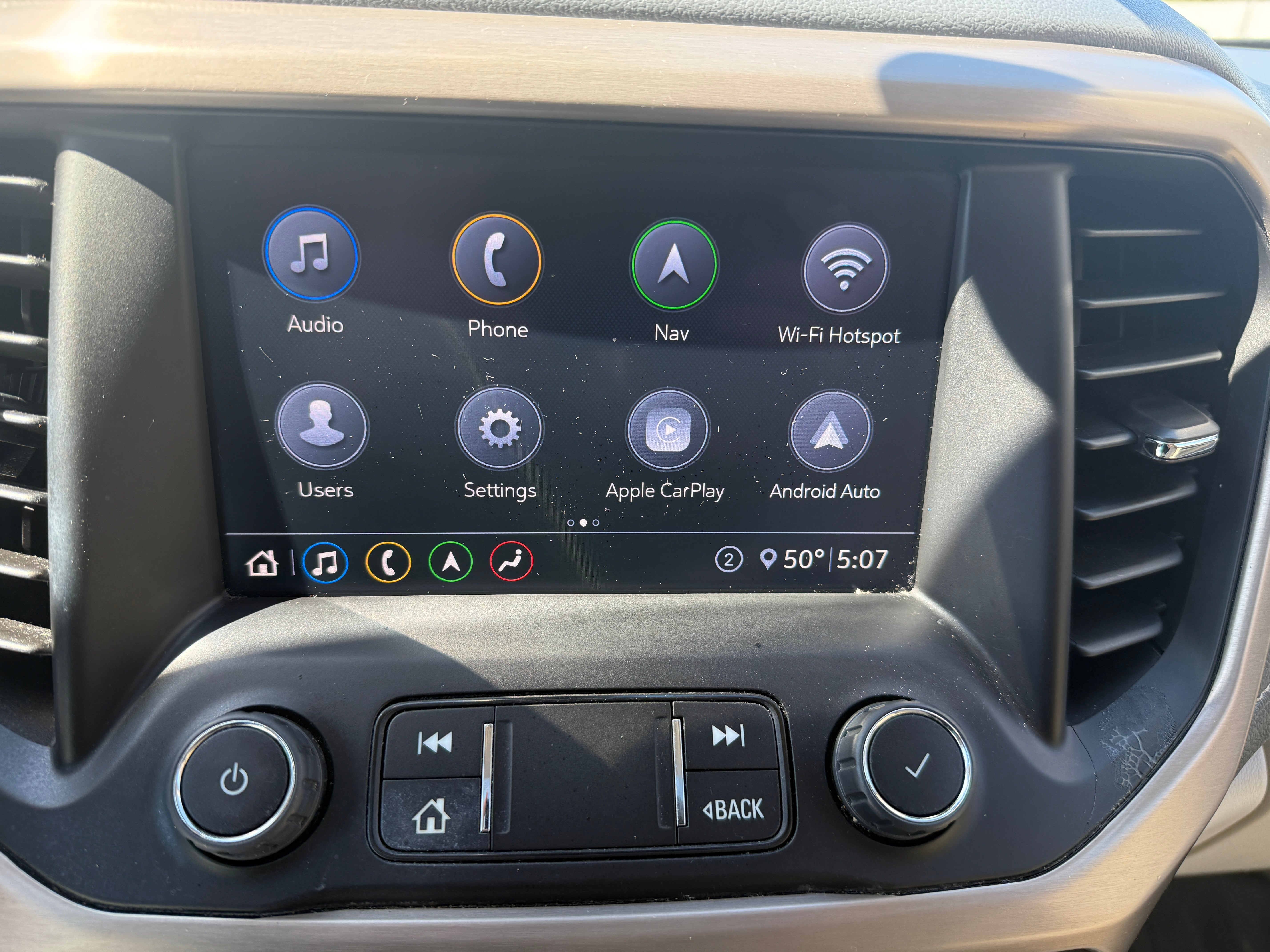 2022 GMC Acadia Denali