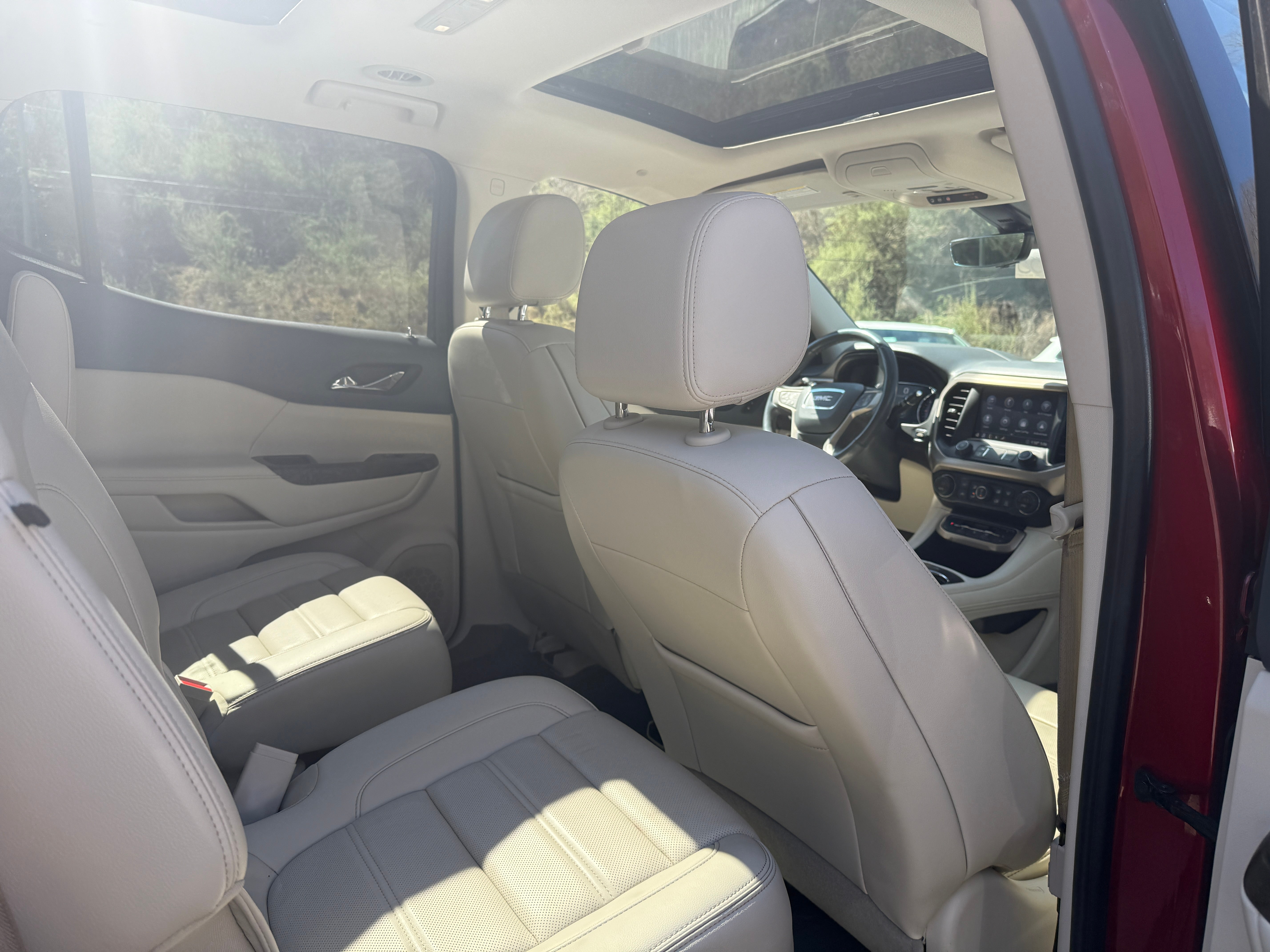 2022 GMC Acadia Denali