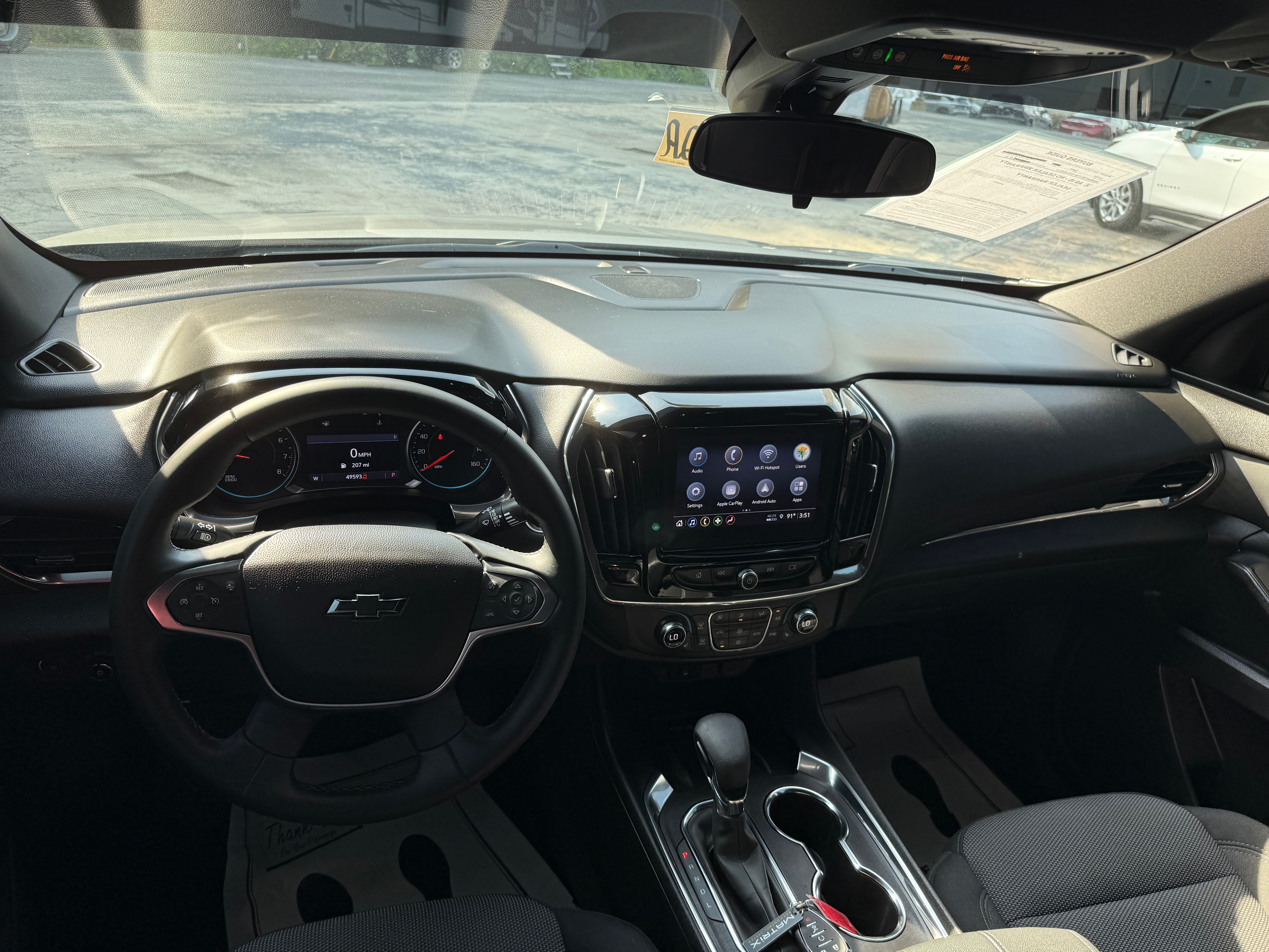 2023 Chevrolet Traverse LT Cloth