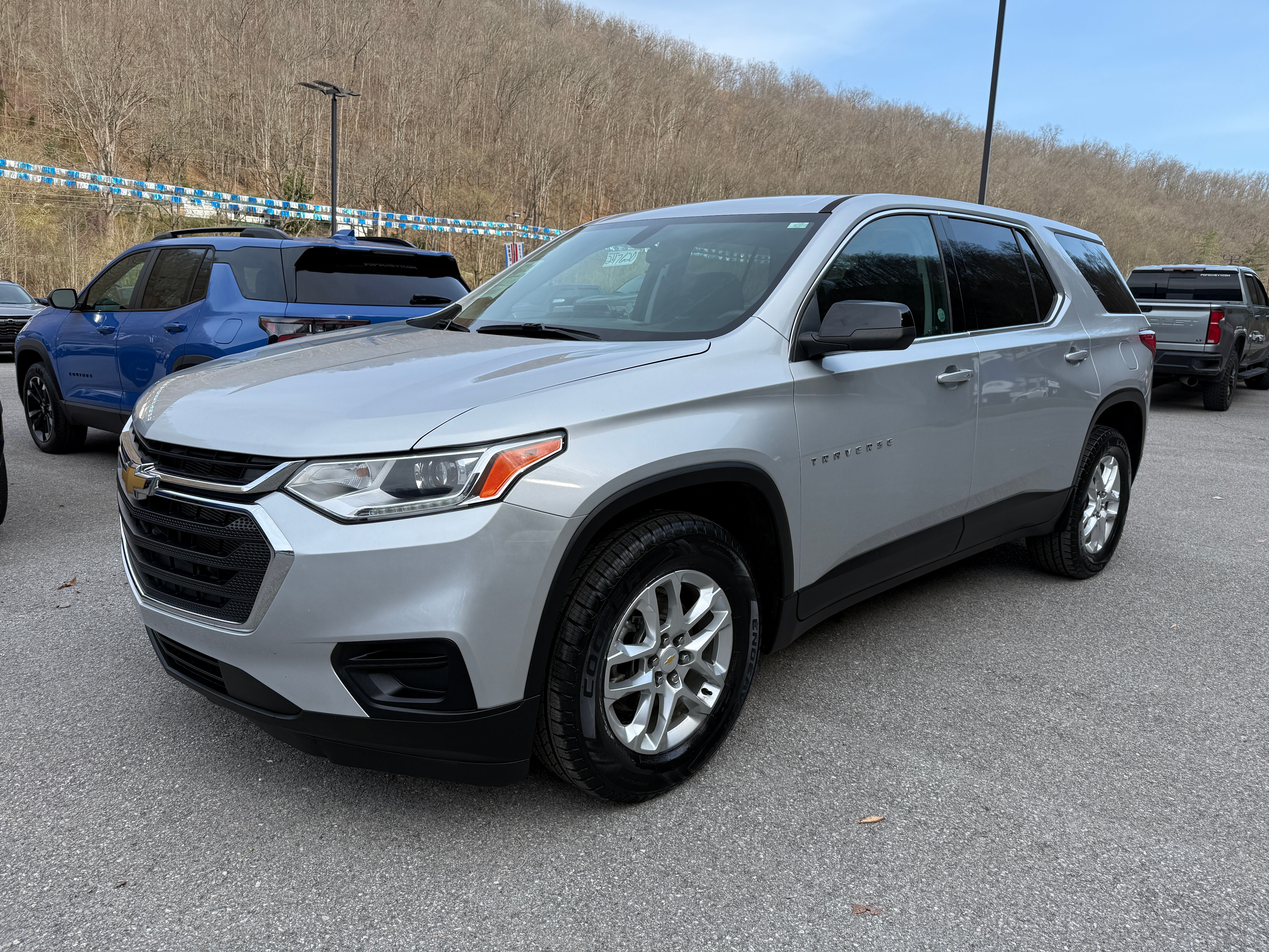 2021 Chevrolet Traverse LS