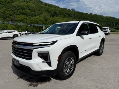 2024 Chevrolet Traverse LT