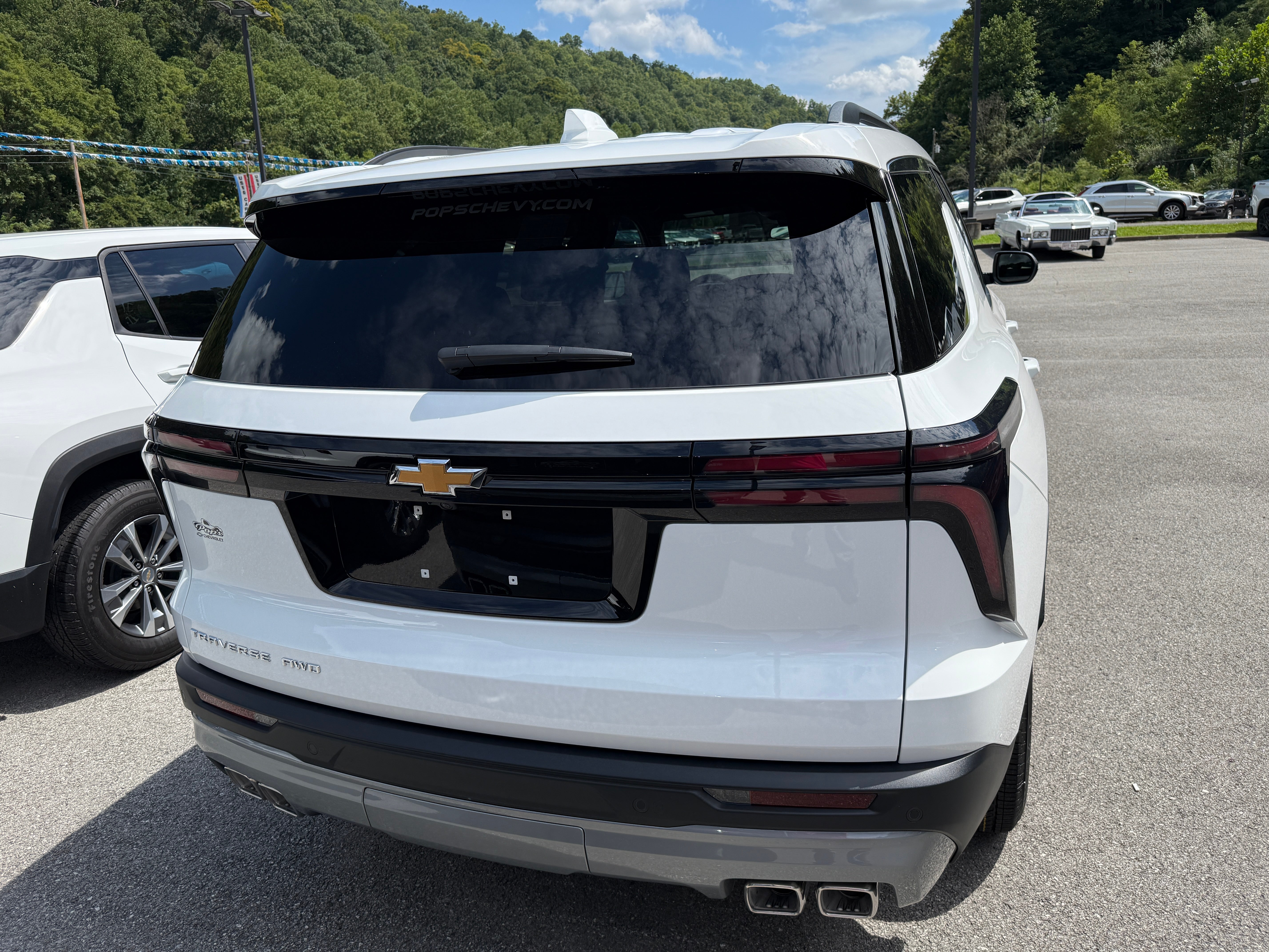 2027 Chevrolet Traverse LT