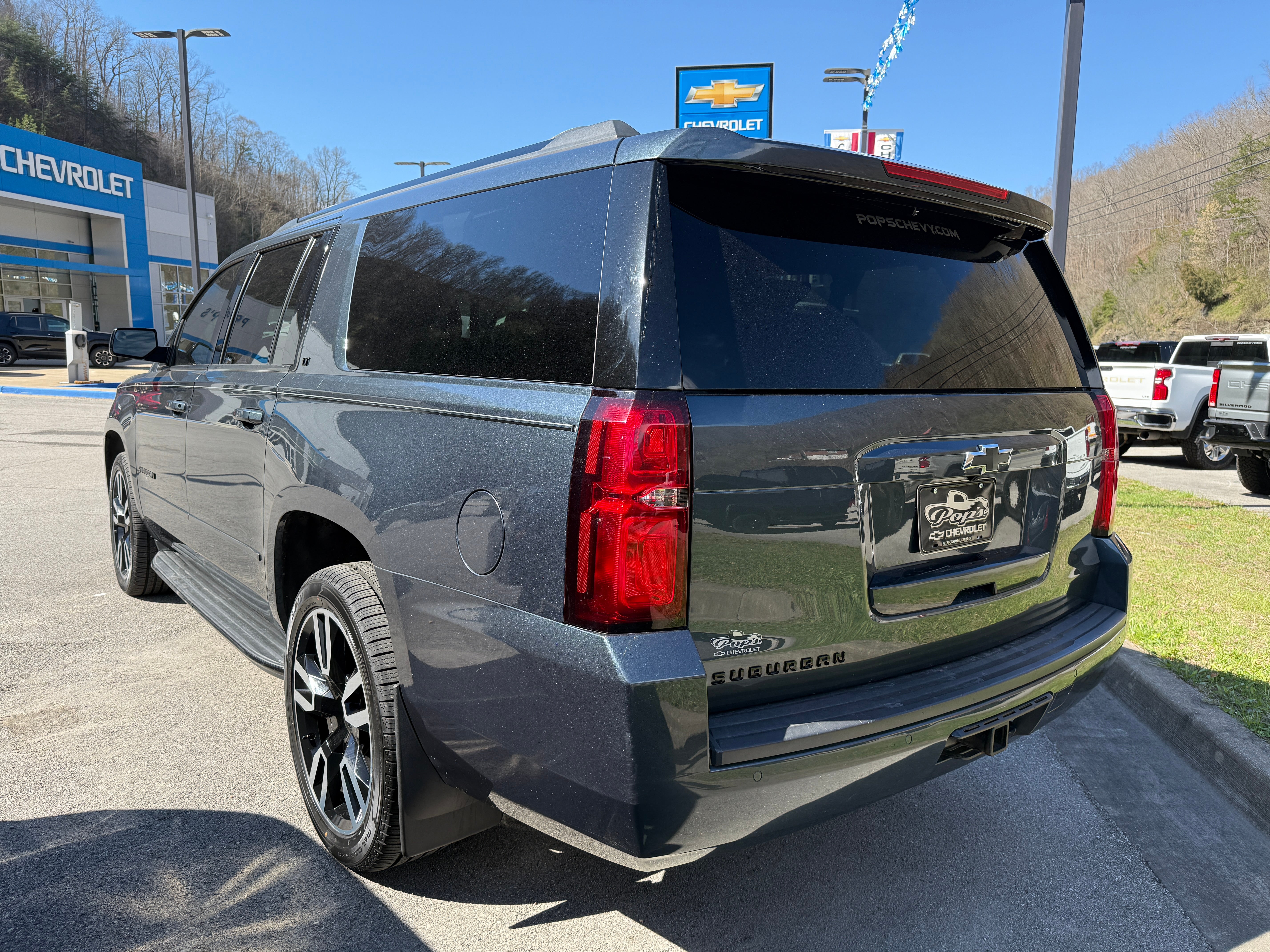 2019 Chevrolet Suburban LT