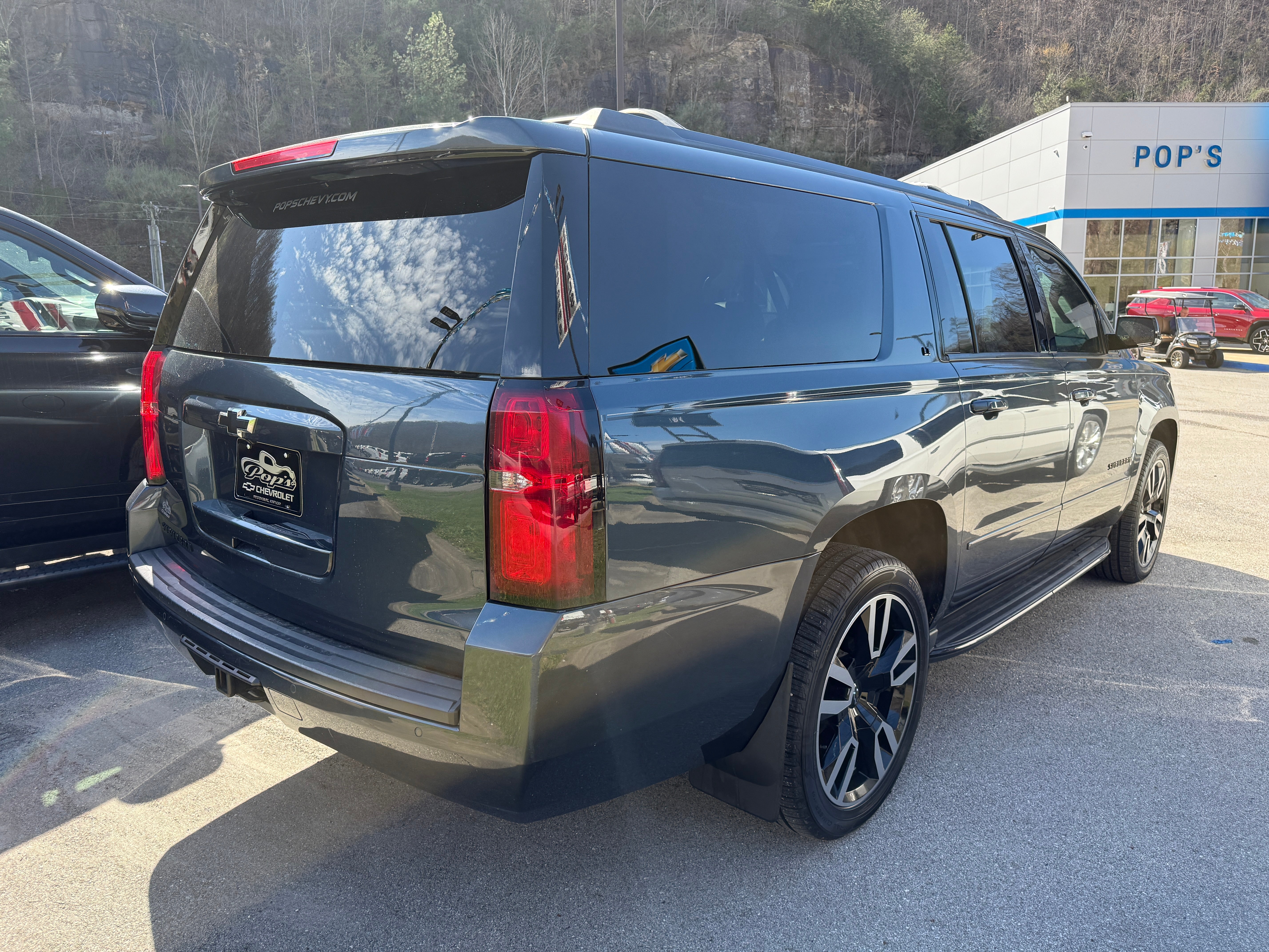 2019 Chevrolet Suburban LT