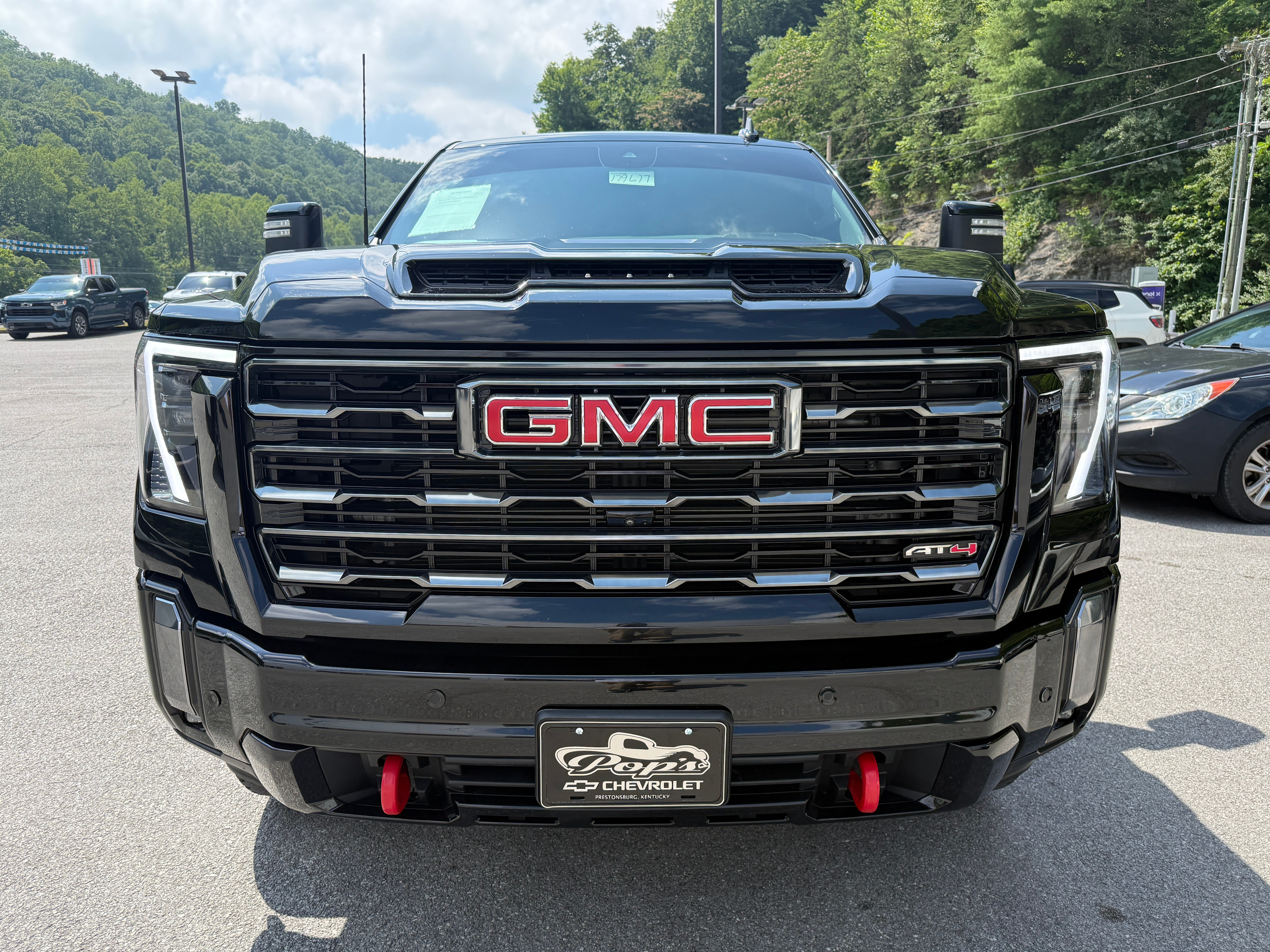 2024 GMC Sierra 2500 HD AT4