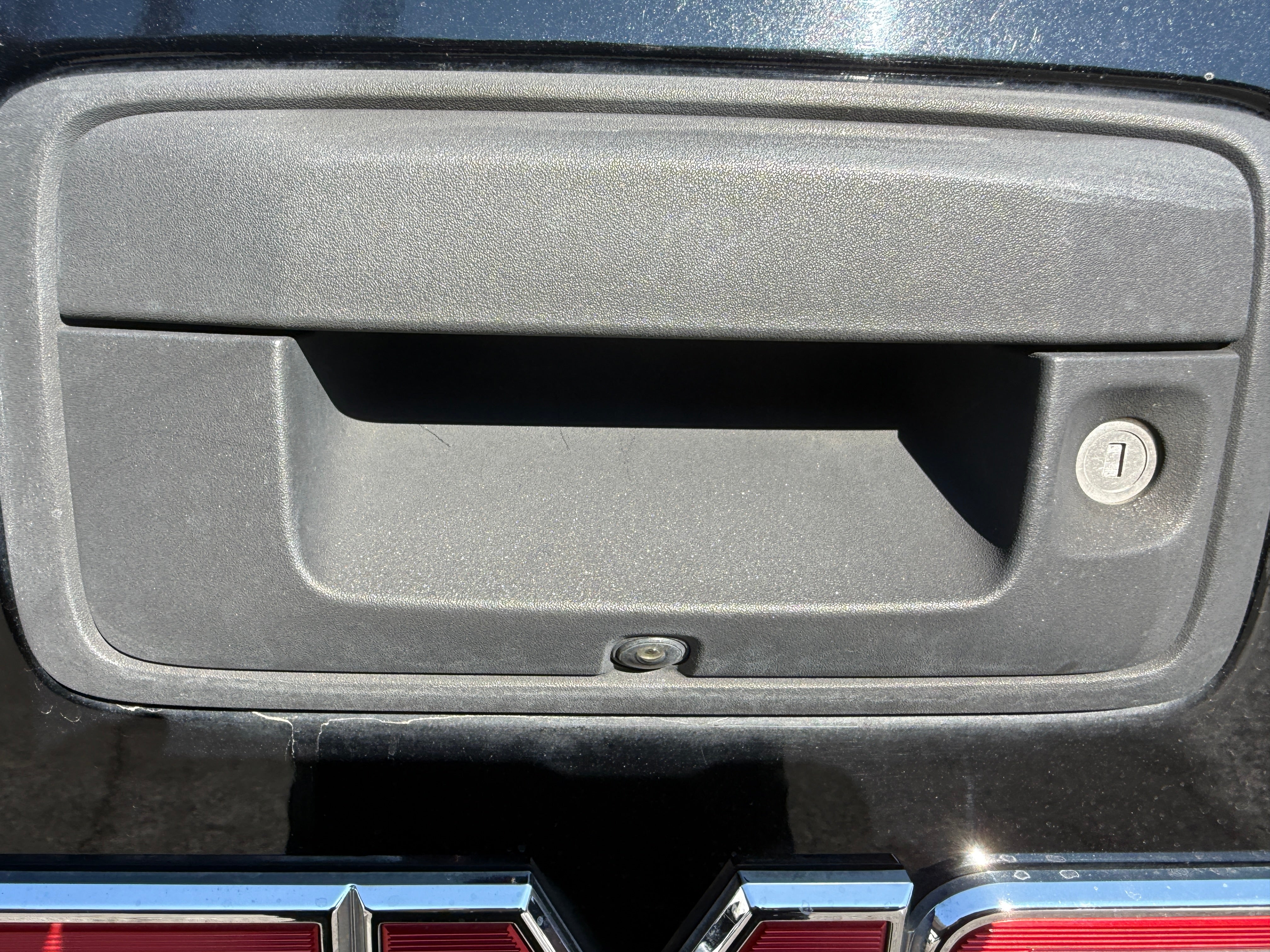 2022 GMC Canyon Elevation Standard